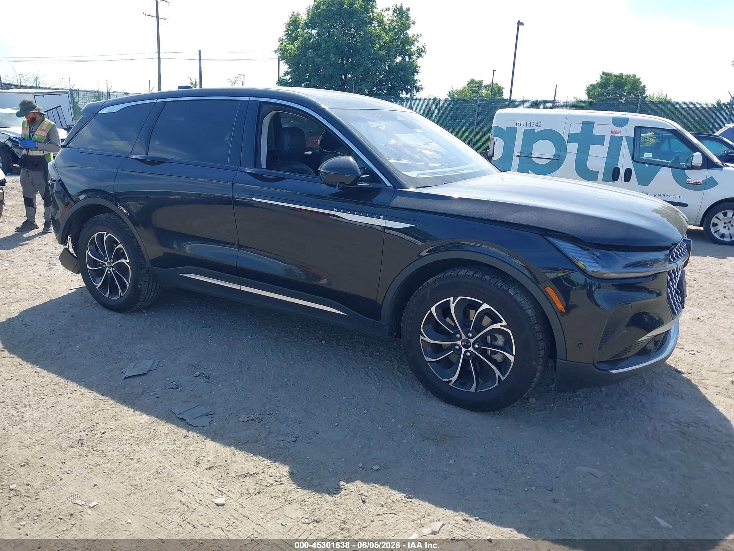 2024 Lincoln Nautilus VIN 5LMPJ8JA6RJ838485 — IAAI salvage auction photo