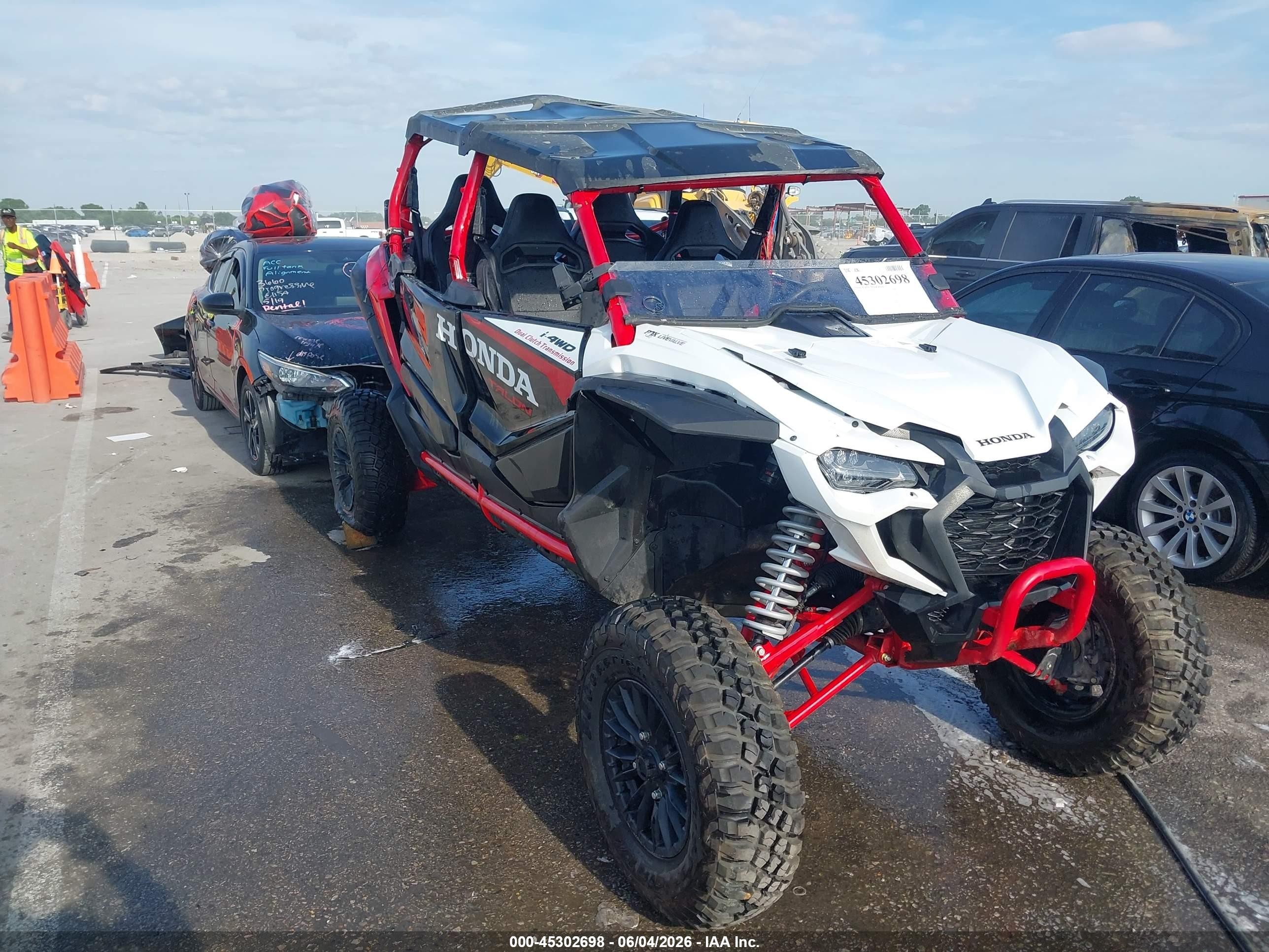 2024 Honda SXS1000 VIN 1HFVE0625R4401295 — IAAI salvage auction photo