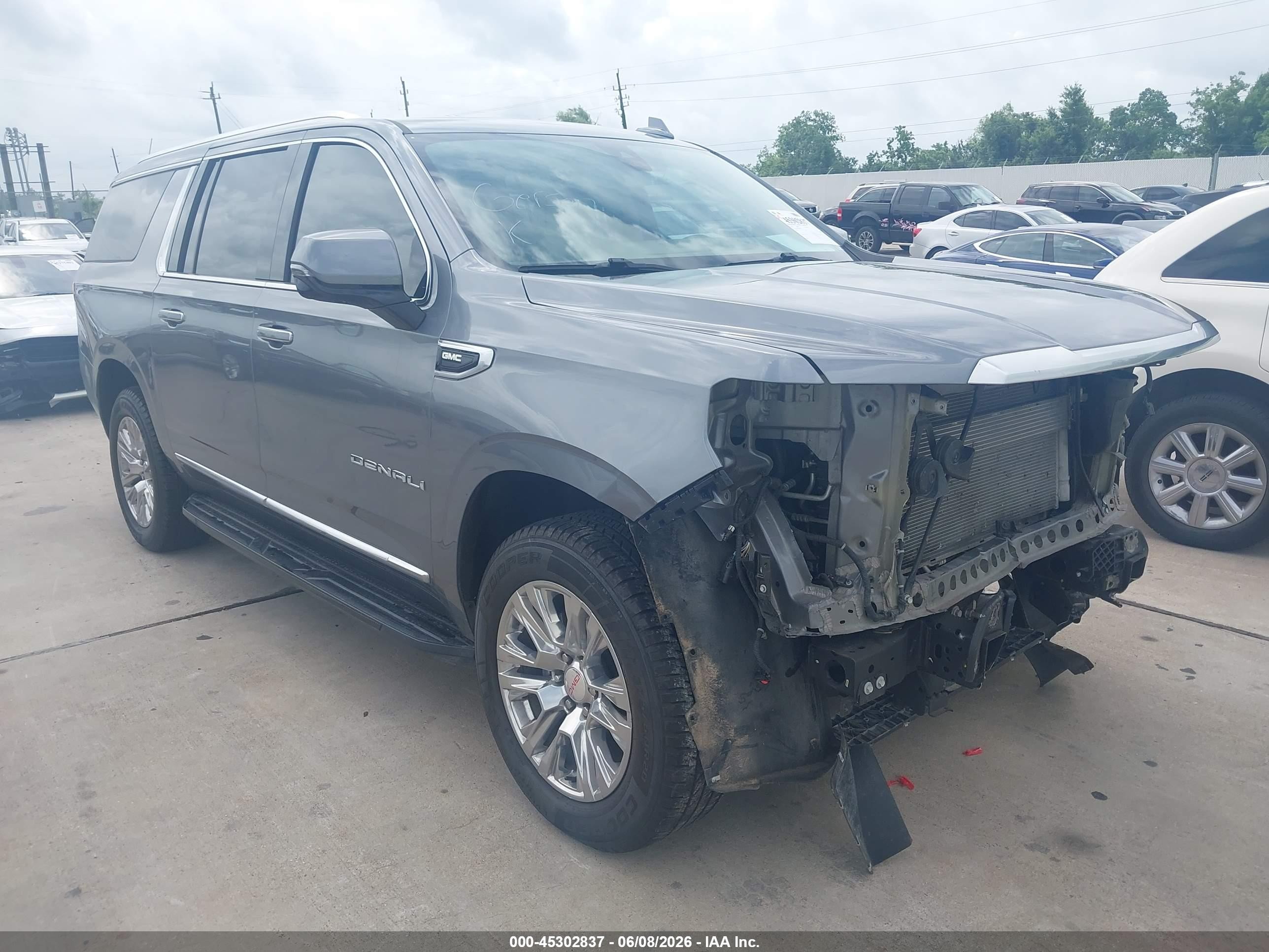 2022 GMC Yukon XL VIN 1GKS2JKL6NR301587 — IAAI salvage auction photo