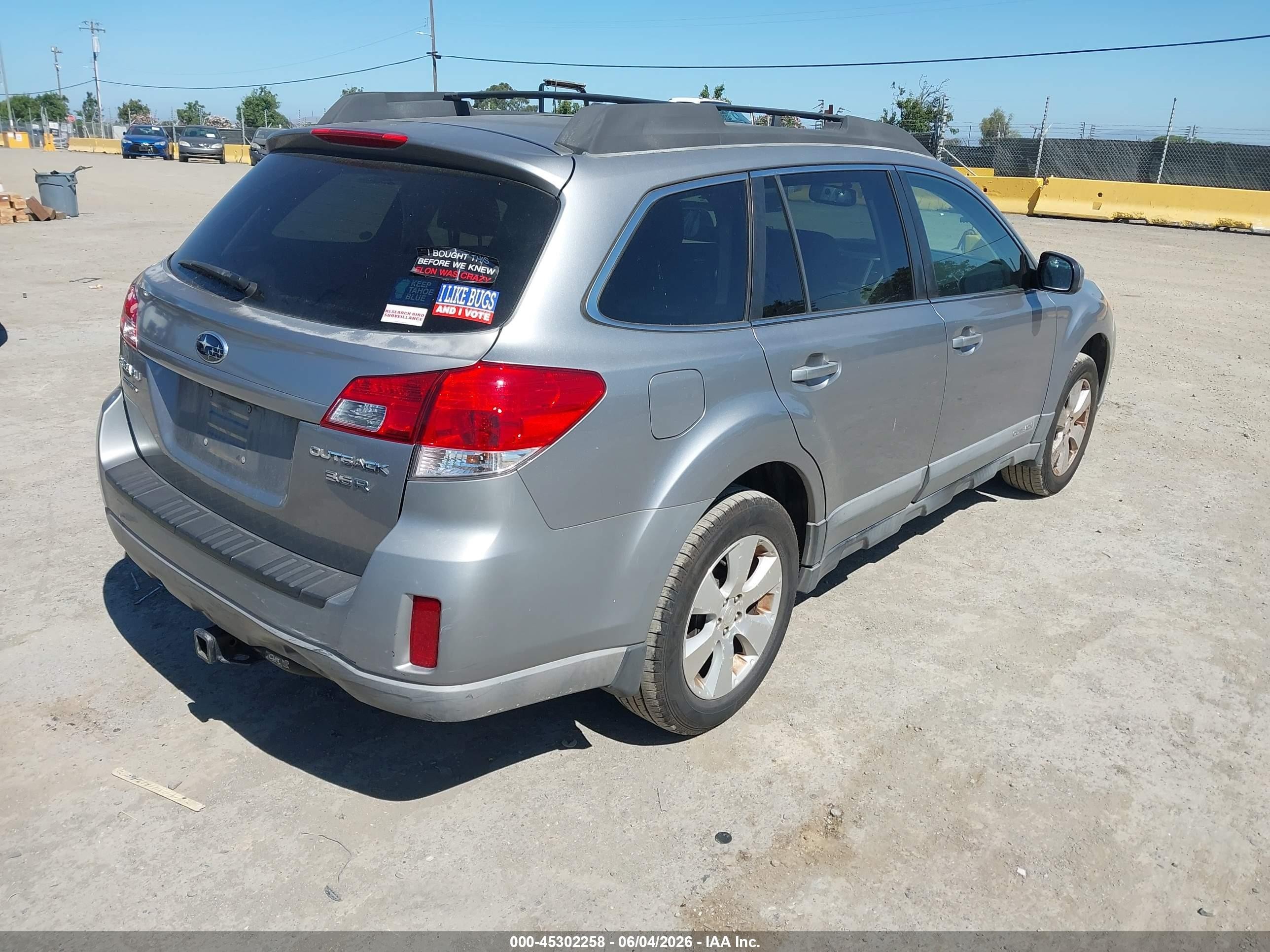 2010 Subaru Outback VIN 4S4BRDLC6A2383164 IAAI salvage auction — Normal Wear, App For Dup Clear (California), sold $375 on 2026-07-09 (photo 4)