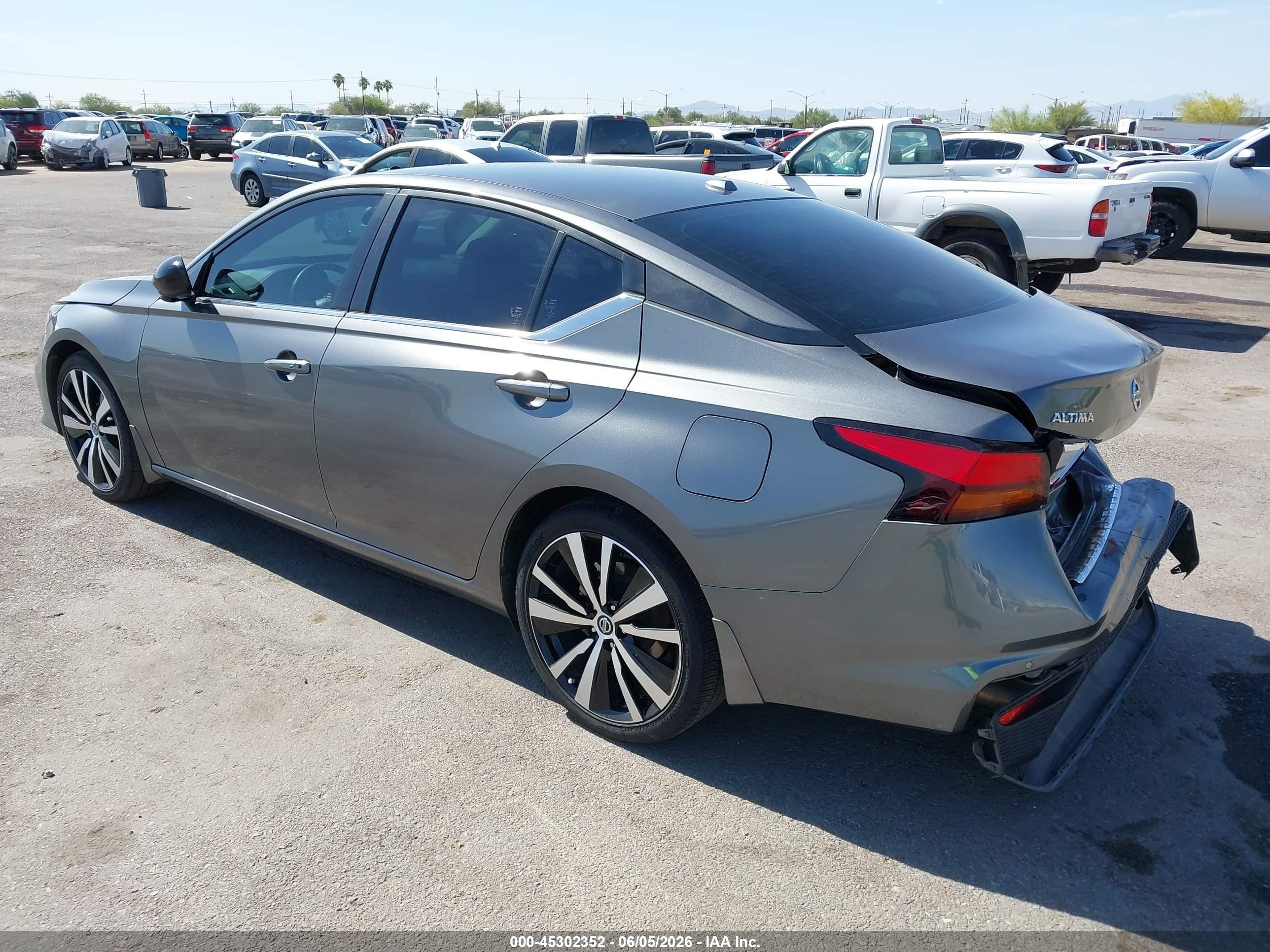 2022 Nissan Altima VIN 1N4BL4CV9NN379840 IAAI salvage auction — Rear End, Salvage (Arizona), sold $3,750 on 2026-07-09 (photo 3)
