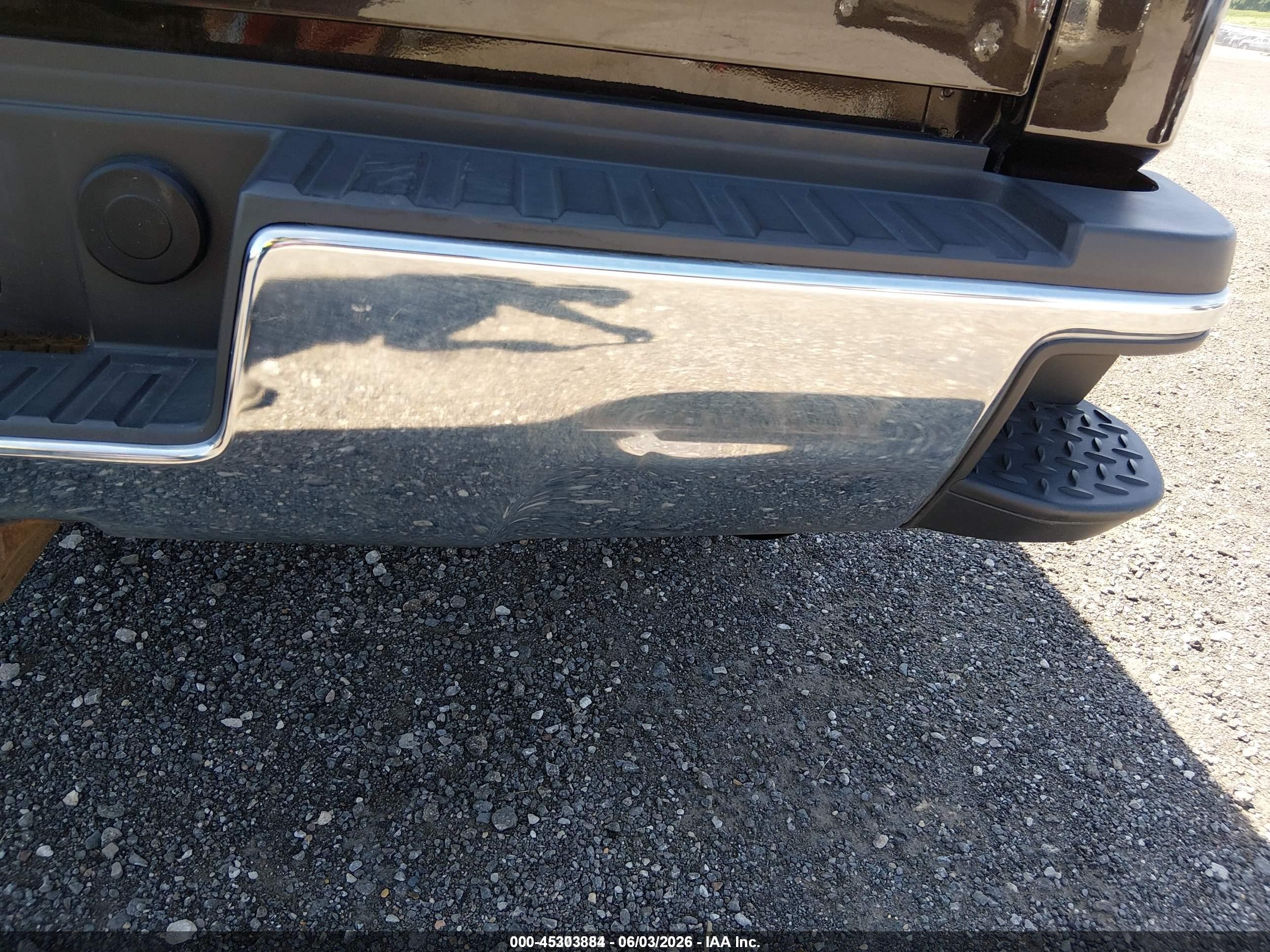 2019 Chevrolet Silverado 2500 VIN 2GC2CREG4K1176518 IAAI salvage auction — Rear End, Sf97 (Iowa), sold $17,900 on 2026-07-09 (photo 6)