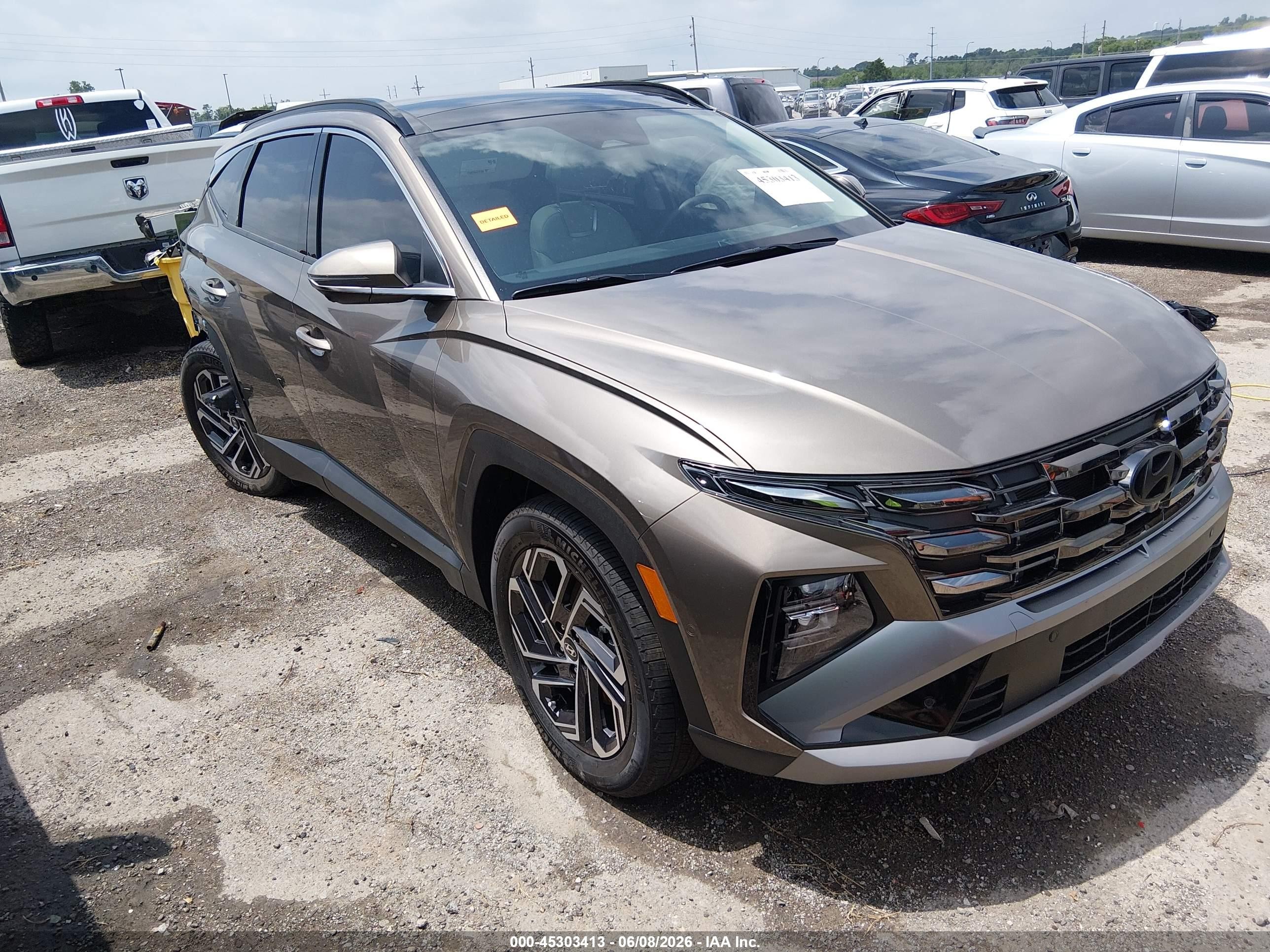 2026 Hyundai Tucson Hybrid VIN KM8JEDD11TU405082 — IAAI salvage auction photo