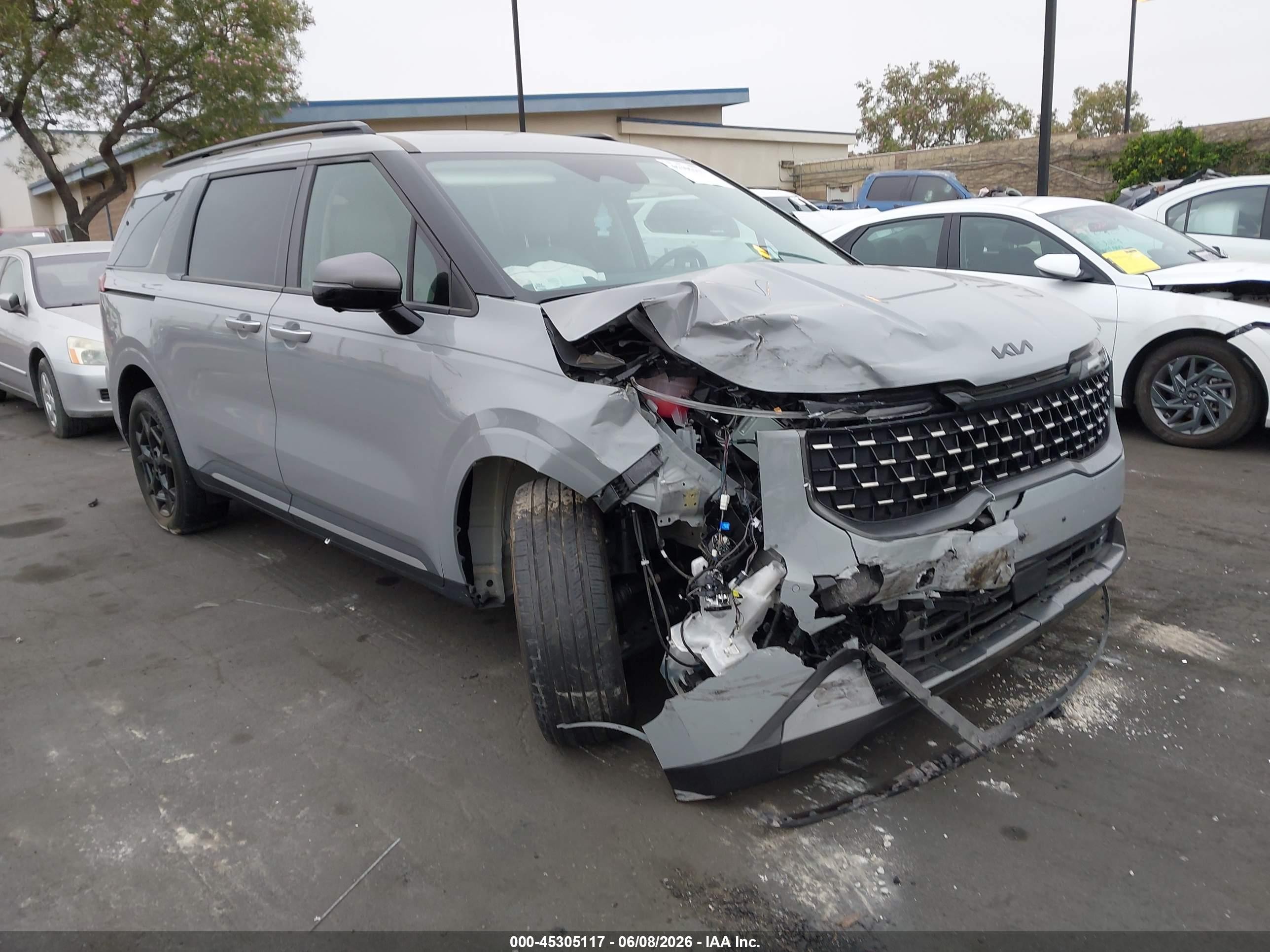 2025 Kia Carnival VIN KNDNE5KA5S6035434 IAAI salvage auction — Front End, Salvage Certificate (California), sold $12,150 on 2026-07-10 (photo 1)