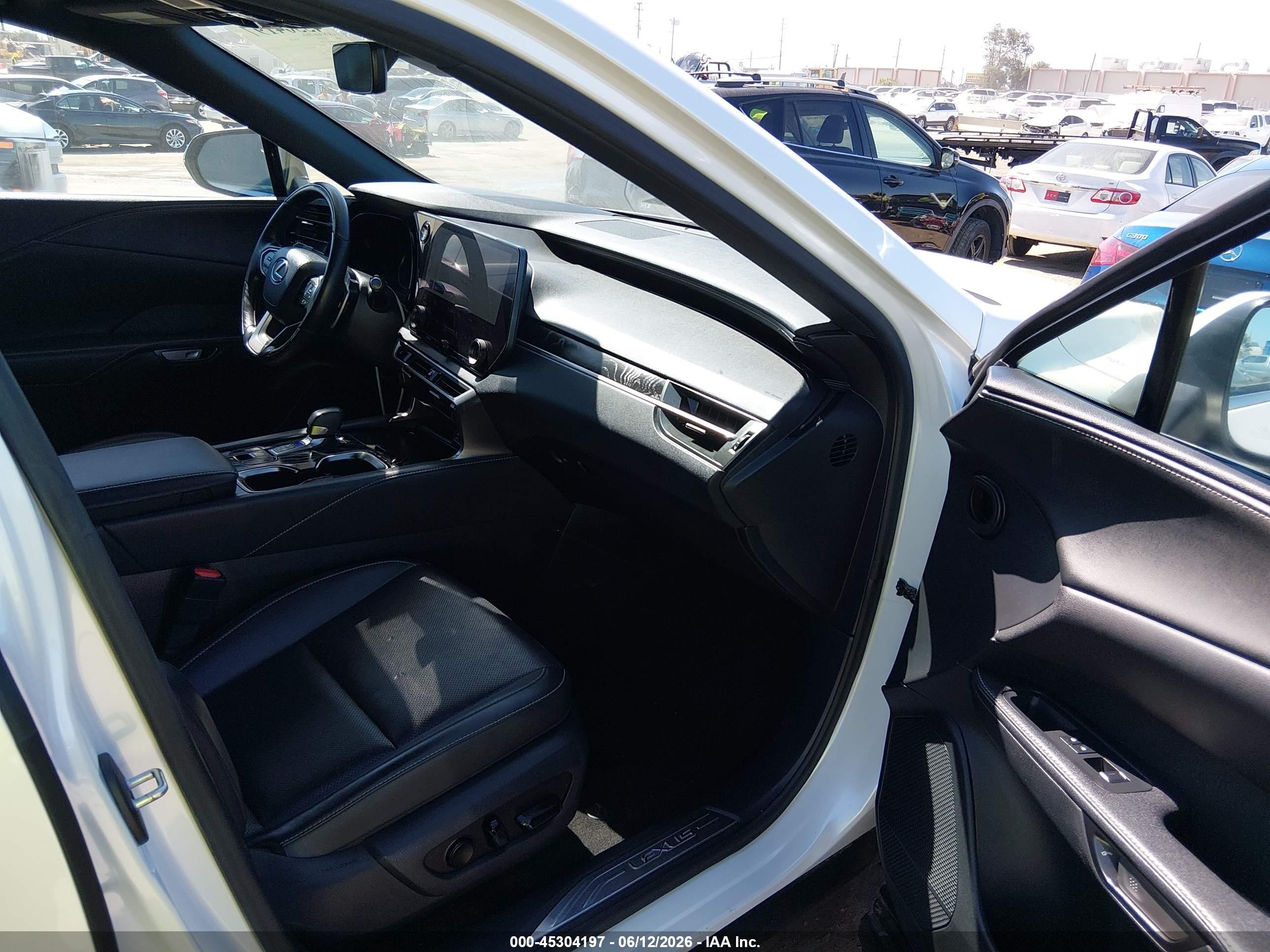 2024 Lexus RX 350 VIN JTJCHMAA4R2013305 IAAI salvage auction — Normal Wear, Clear (California), sold $34,750 on 2026-07-09 (photo 5)