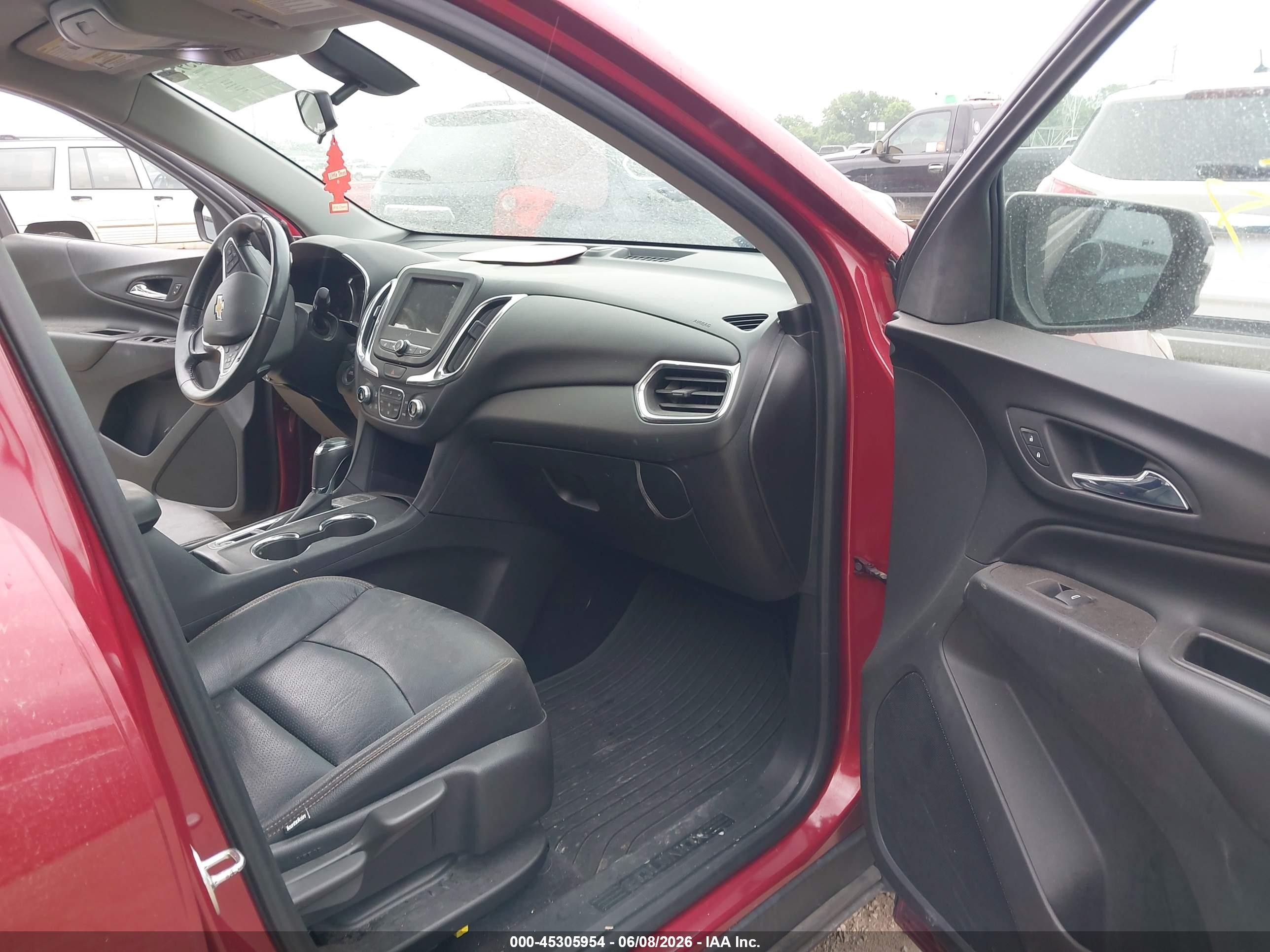 2019 Chevrolet Equinox VIN 2GNAXVEX2K6263014 IAAI salvage auction — Side, Salvage (Indiana), sold $3,600 on 2026-07-12 (photo 5)