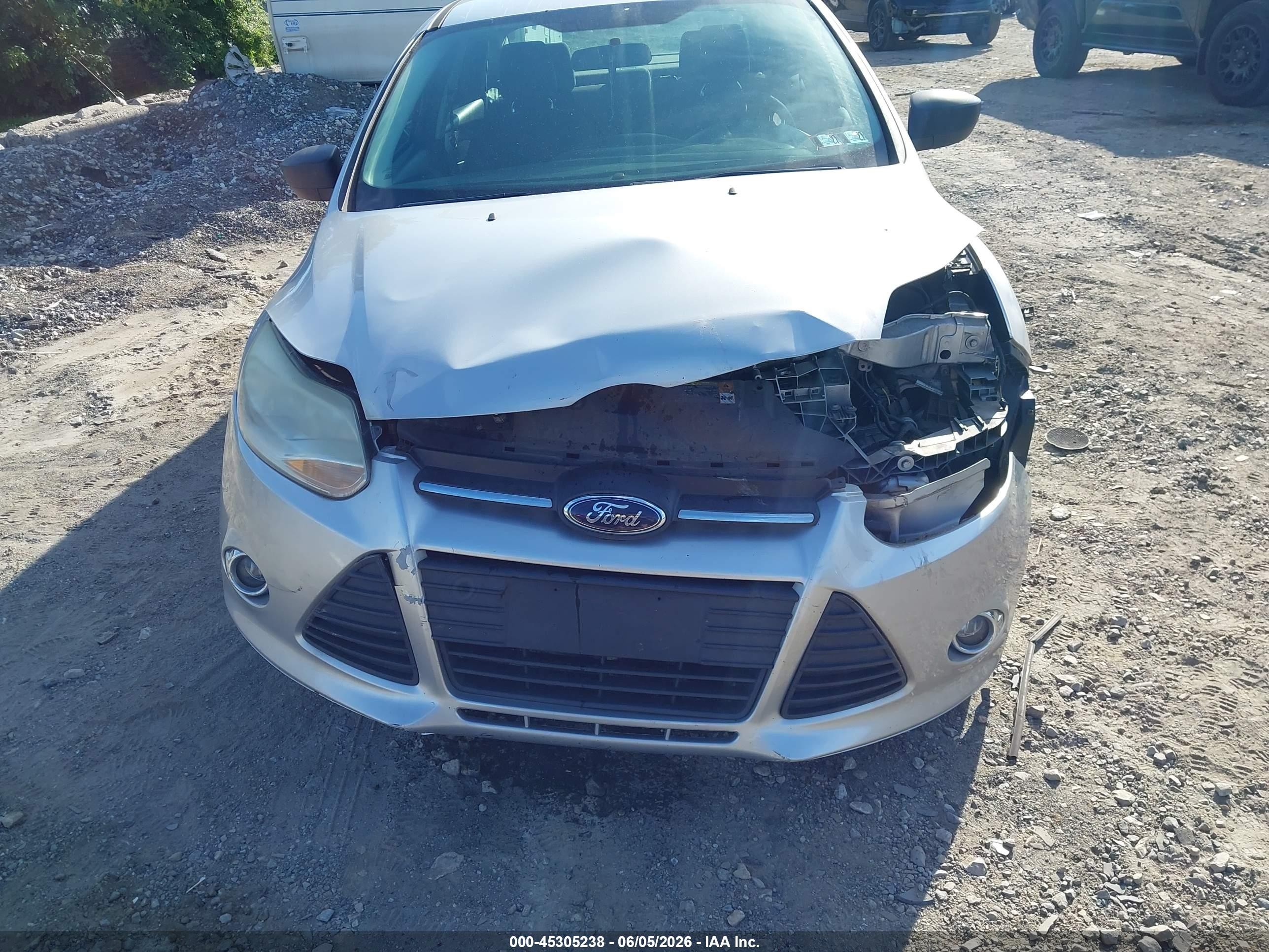2013 Ford Focus VIN 1FADP3E26DL180636 IAAI salvage auction — Front End, Salvage (Pennsylvania), sold $350 on 2021-03-23 (photo 6)