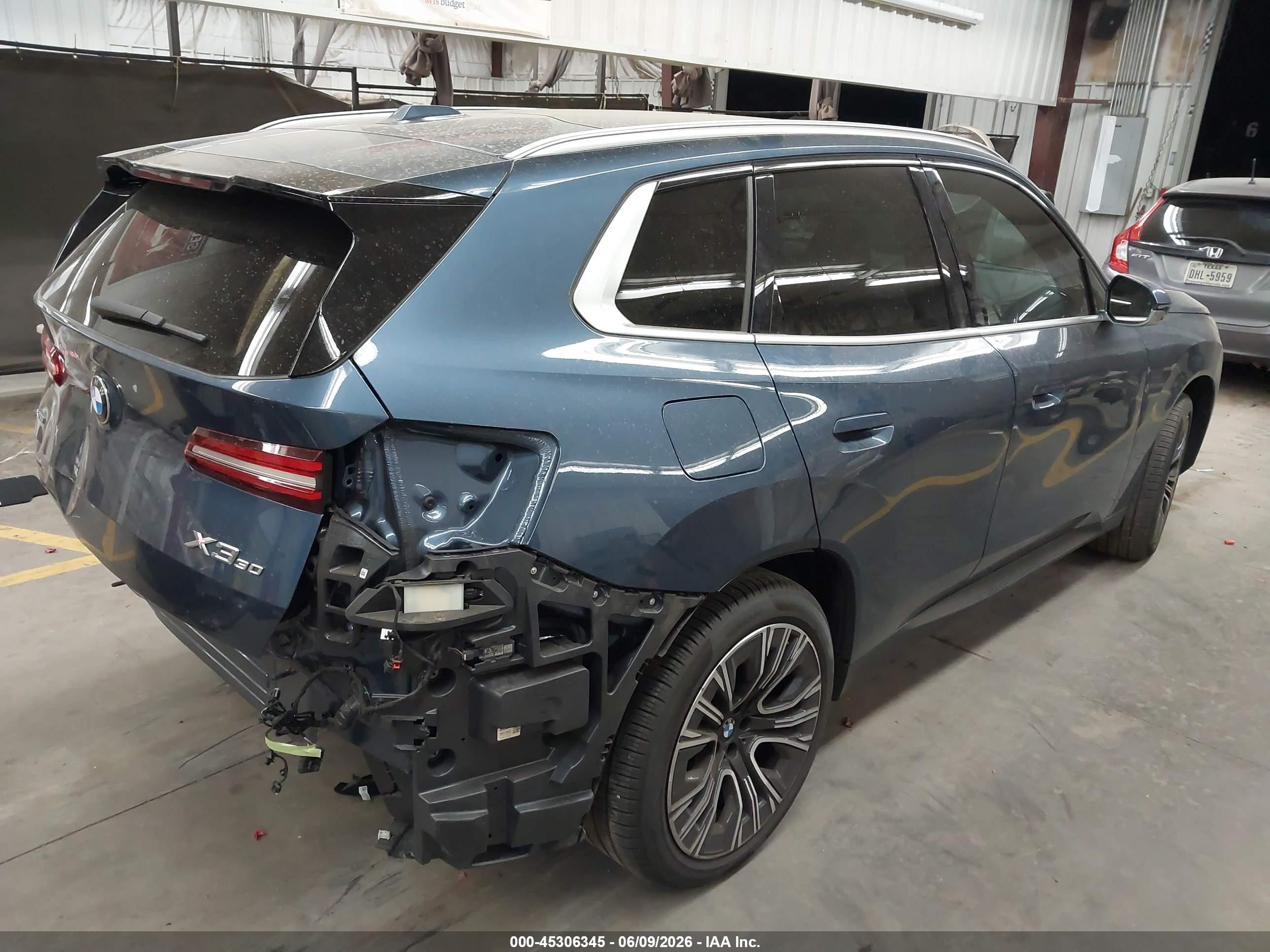2025 BMW X3 VIN 5UX53GP0XS9Y33376 IAAI salvage auction — Rear End, Salvage (Arizona), sold $28,000 on 2026-07-11 (photo 4)