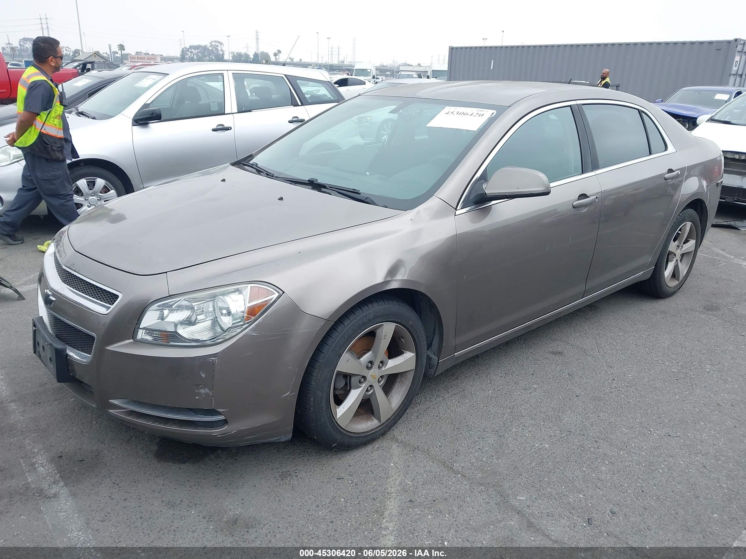 2011 Chevrolet Malibu VIN 1G1ZC5E13BF330110 IAAI salvage auction — Normal Wear, Salvage (California), sold $300 on 2026-07-09 (photo 2)