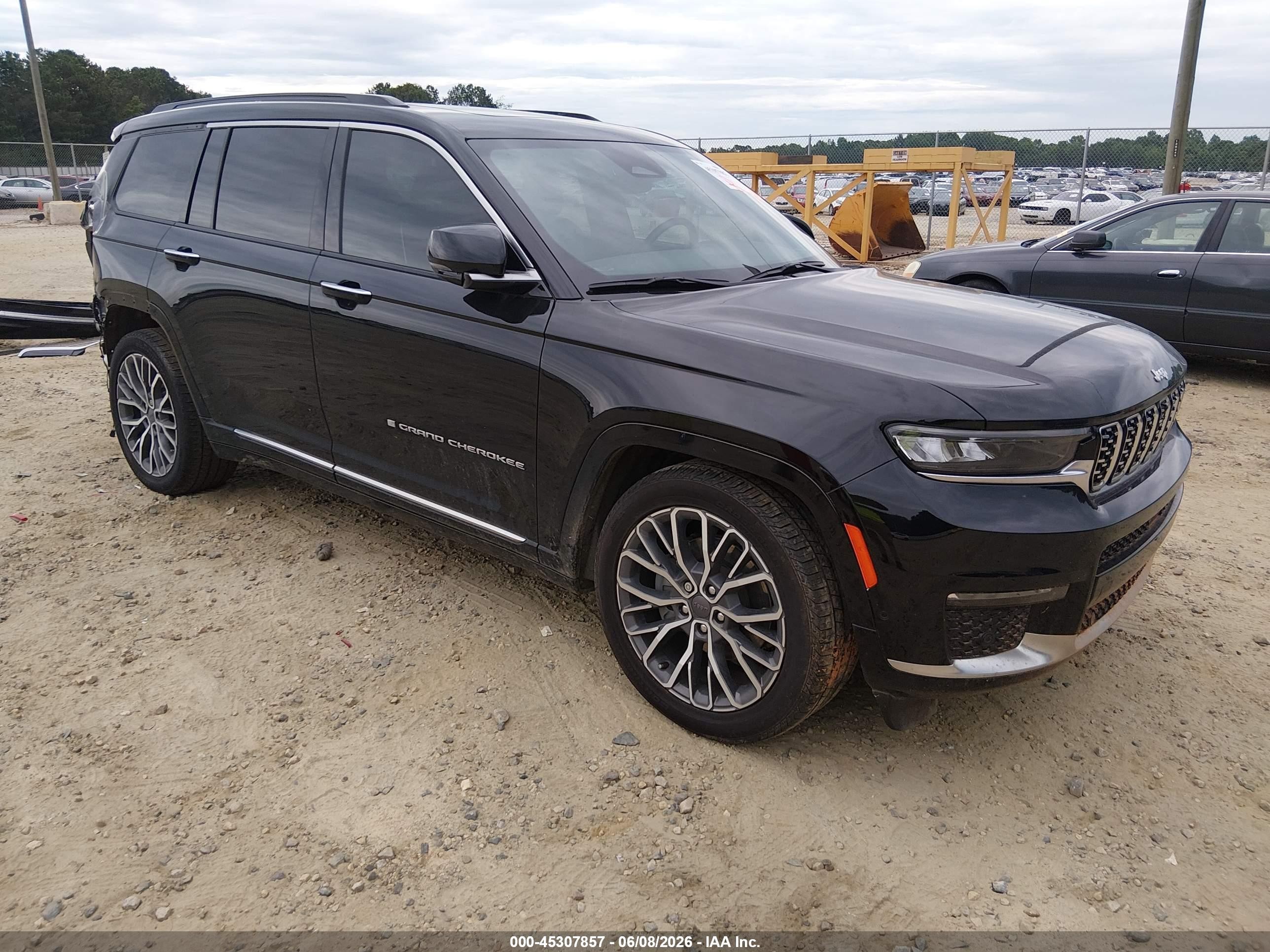 2024 Jeep Grand Cherokee L VIN 1C4RJKEG7R8620154 — IAAI salvage auction photo