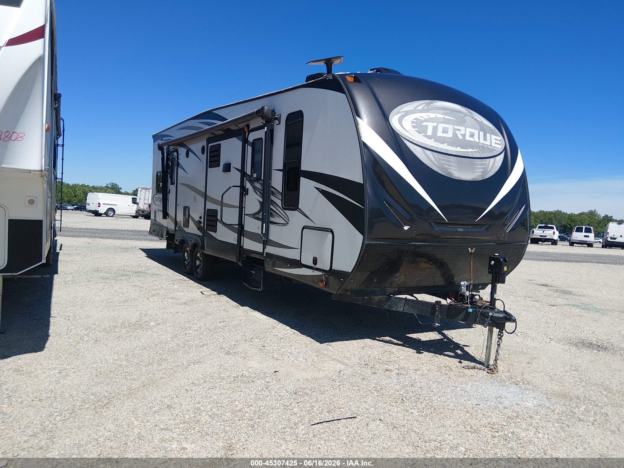 2017 Heartland Rv Torque VIN 5SFCB3425HE337487 IAAI salvage auction — Unknown, Salvage (West Virginia), sold $4,150 on 2026-09-19 (photo 1)