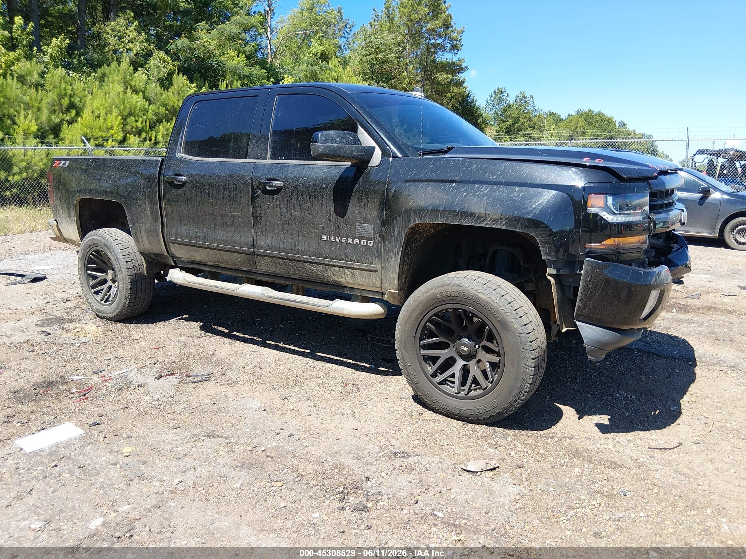 2018 Chevrolet Silverado 1500 VIN 3GCUKREC1JG640976 — IAAI salvage auction photo