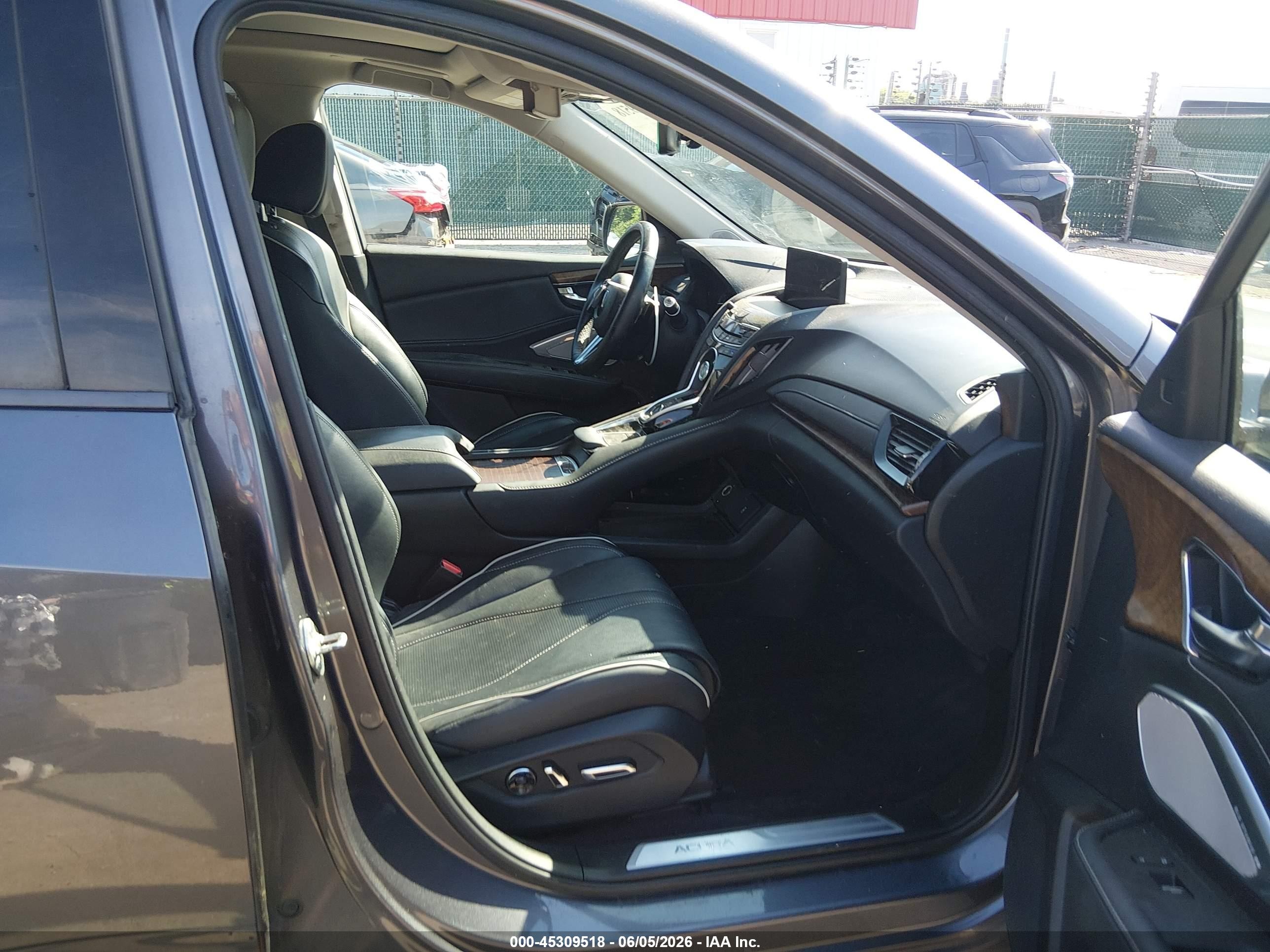 2019 Acura RDX VIN 5J8TC2H70KL028160 IAAI salvage auction — Rear End, Salvage - Greater Than 75% (Maryland), sold $5,200 on 2026-07-09 (photo 5)
