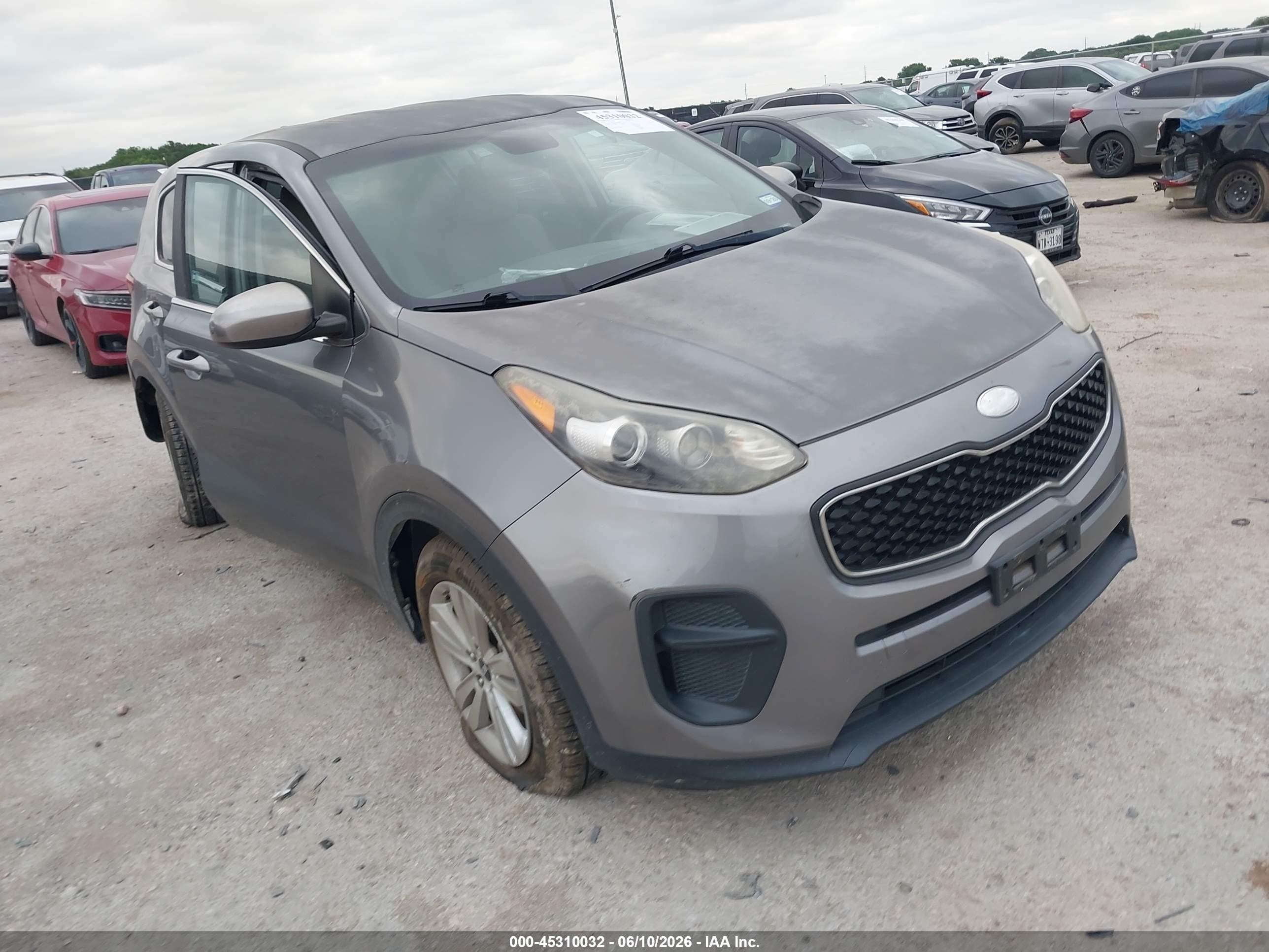 2017 Kia Sportage VIN KNDPM3AC4H7160480 IAAI salvage auction — Side, Original (Texas), sold $1,900 on 2026-07-10 (photo 1)