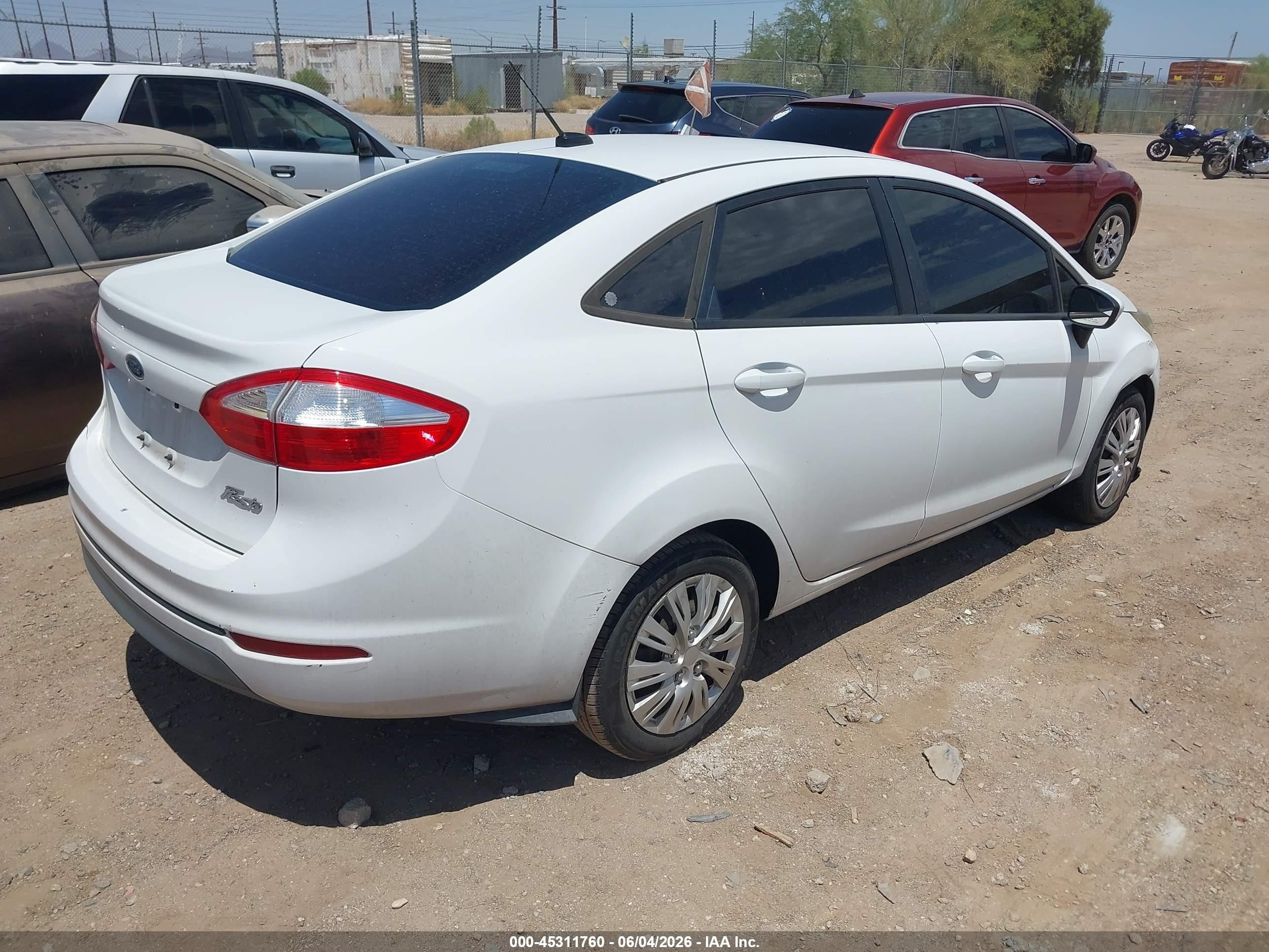 2016 Ford Fiesta VIN 3FADP4AJ6GM154544 IAAI salvage auction — Normal Wear, Clear (Arizona), sold $625 on 2026-07-02 (photo 4)