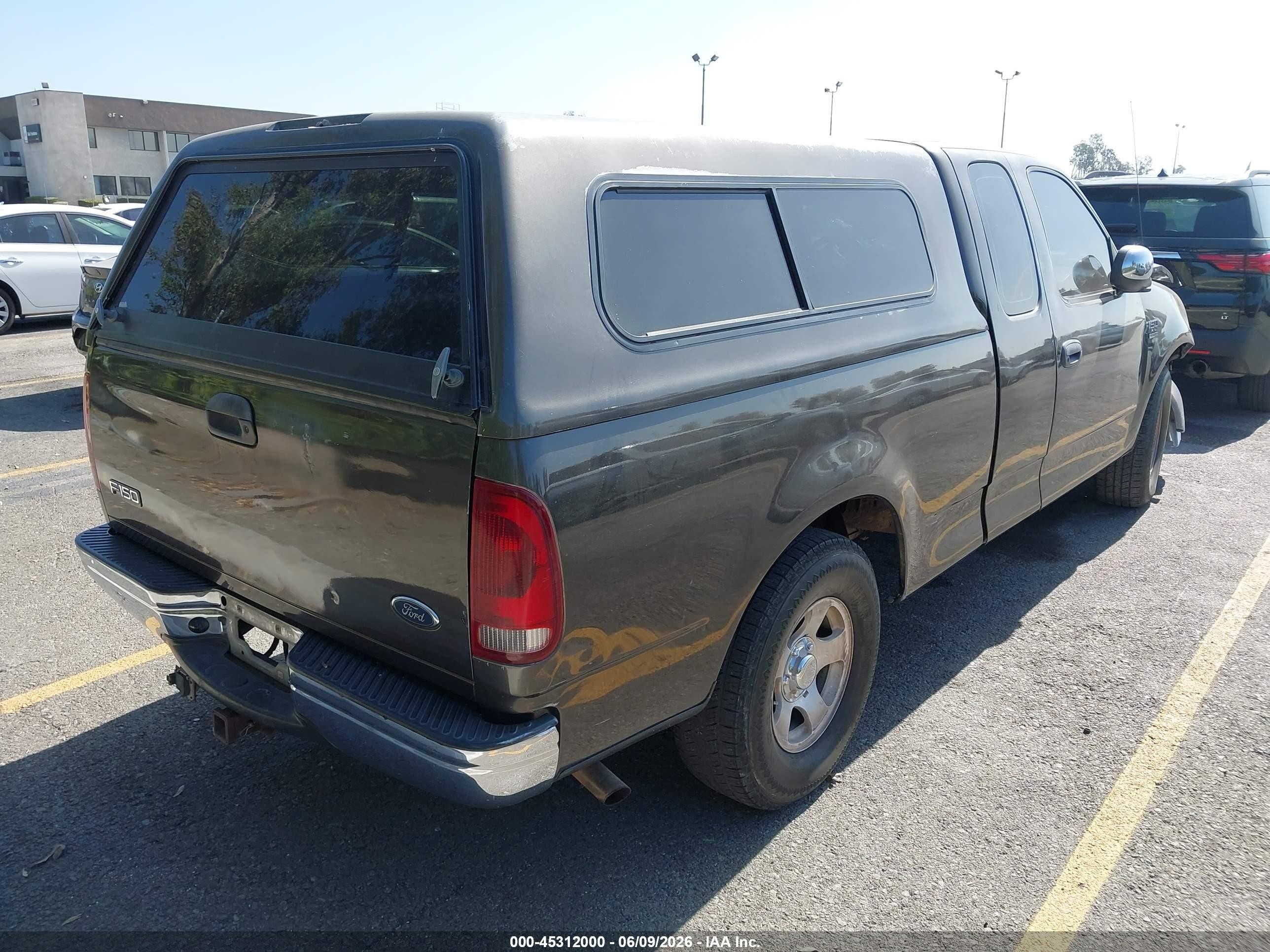 2002 Ford F-150 VIN 1FTRX17W82NA76154 IAAI salvage auction — Front End, Salvage (California), sold $675 on 2026-07-10 (photo 4)