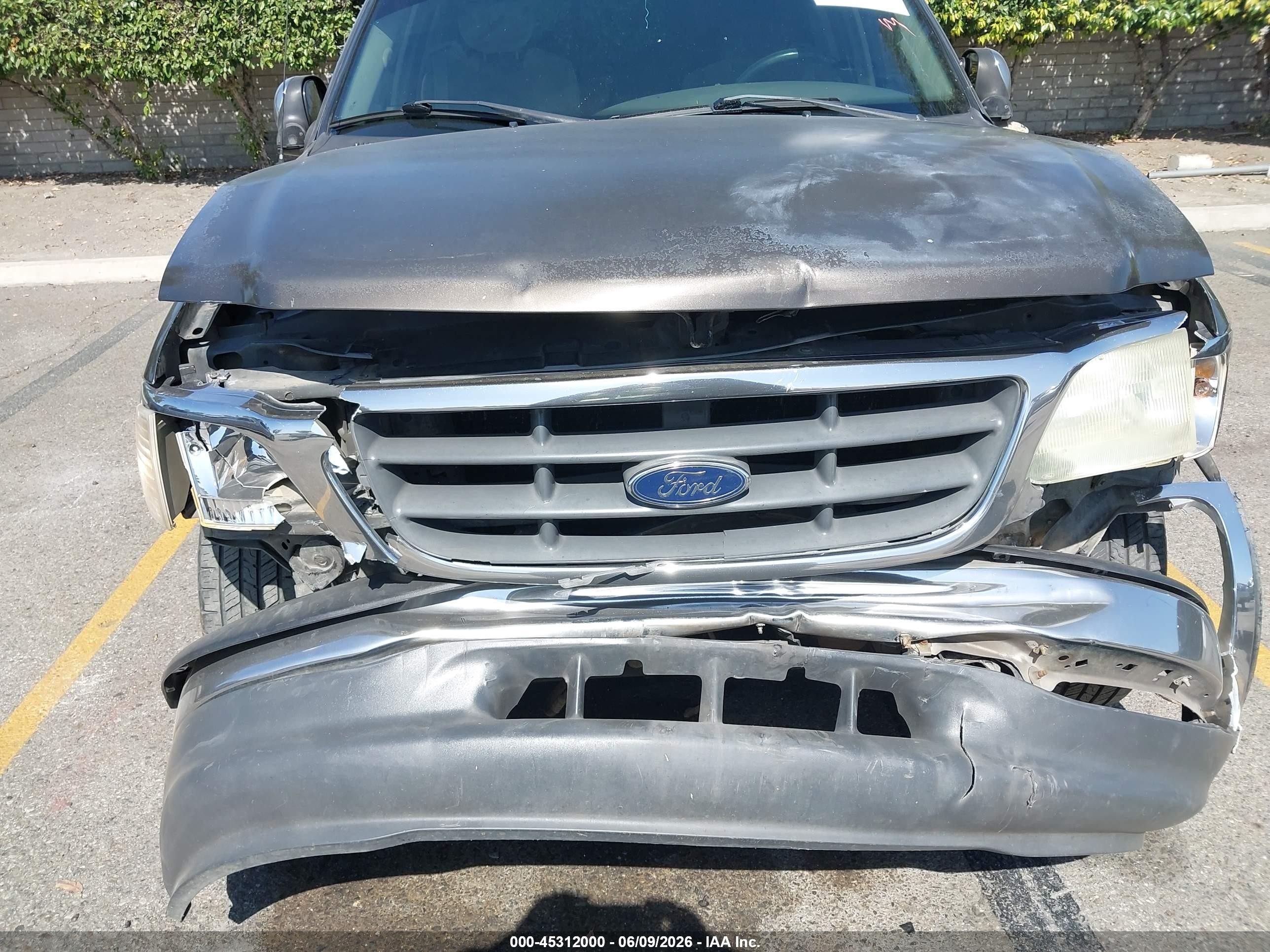 2002 Ford F-150 VIN 1FTRX17W82NA76154 IAAI salvage auction — Front End, Salvage (California), sold $675 on 2026-07-10 (photo 6)