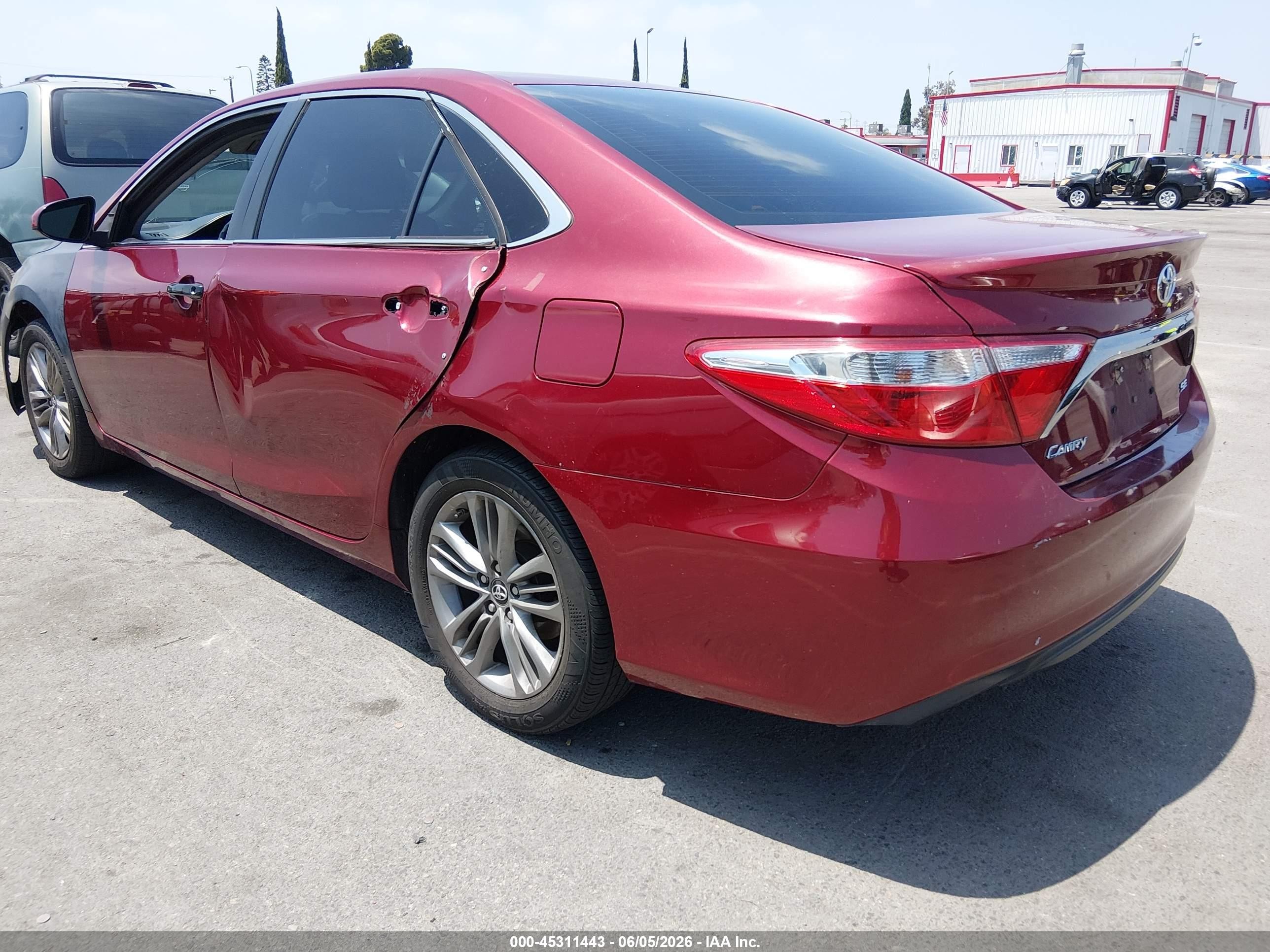 2017 Toyota Camry VIN 4T1BF1FK4HU783927 IAAI salvage auction — Normal Wear, Clear - Dealer Only (California), sold $1,850 on 2026-07-09 (photo 3)