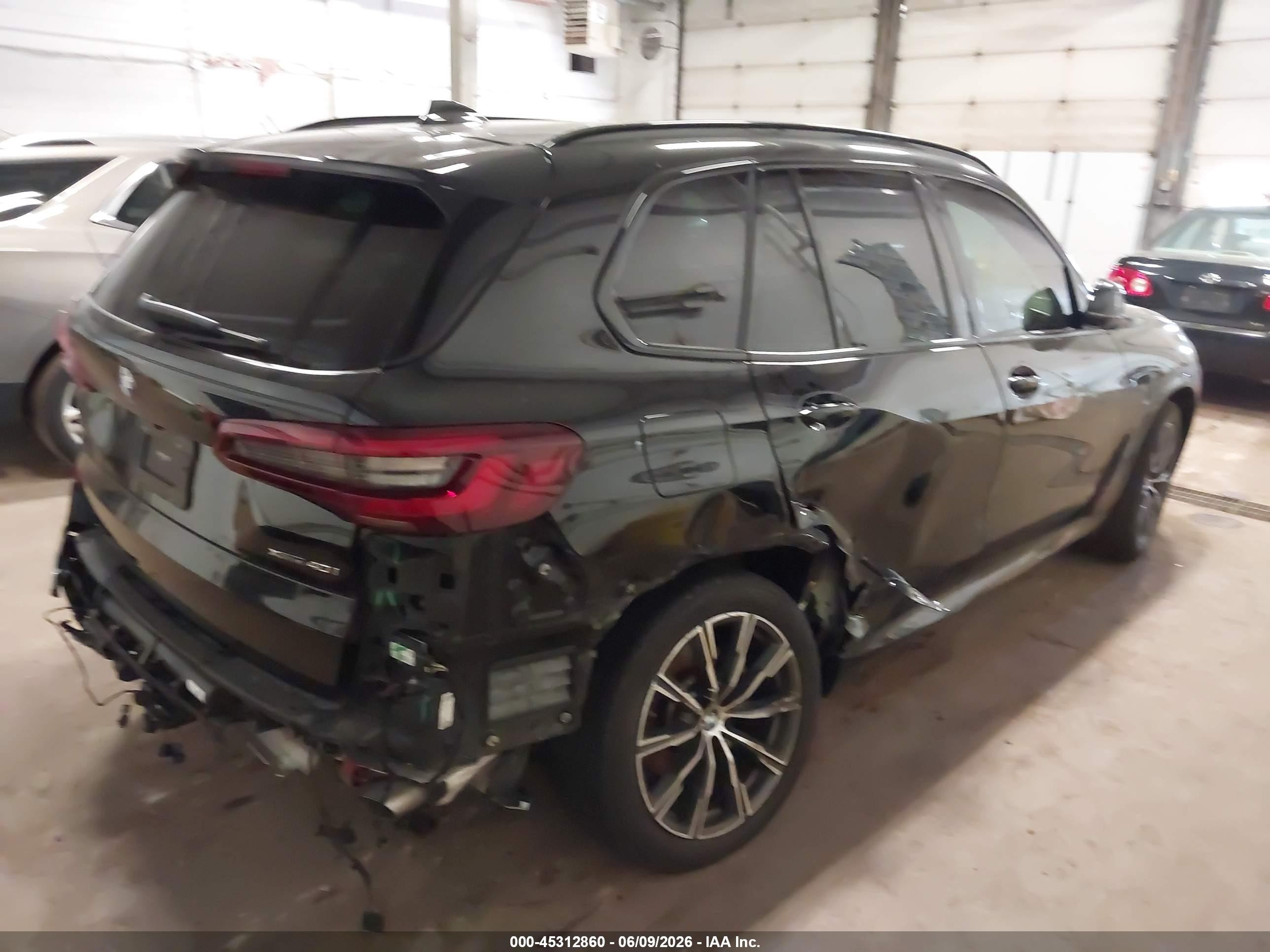 2022 BMW X5 VIN 5UXCR6C04N9J23996 IAAI salvage auction — Rear End, Salvage (Minnesota), sold $30,150 on 2026-08-19 (photo 4)