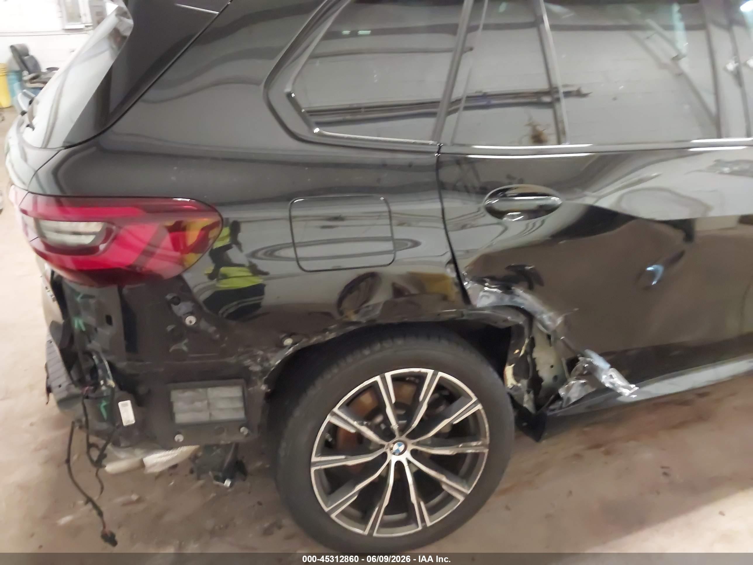 2022 BMW X5 VIN 5UXCR6C04N9J23996 IAAI salvage auction — Rear End, Salvage (Minnesota), sold $30,150 on 2026-08-19 (photo 6)