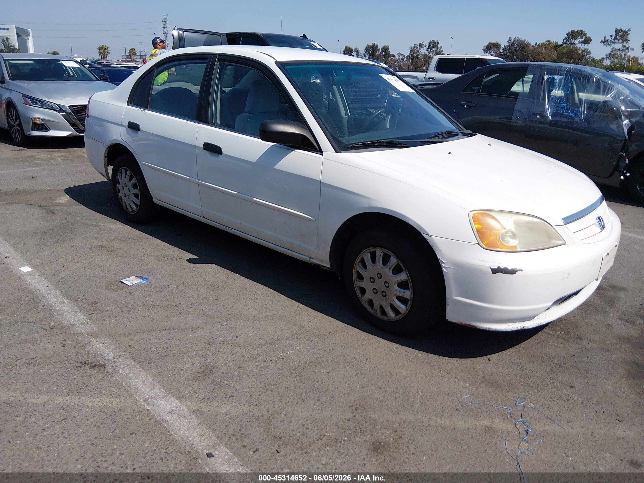 2001 Honda Civic VIN 2HGES16541H545609 IAAI salvage auction — Normal Wear, Clear - Dealer Only (California), sold $225 on 2026-07-09 (photo 1)