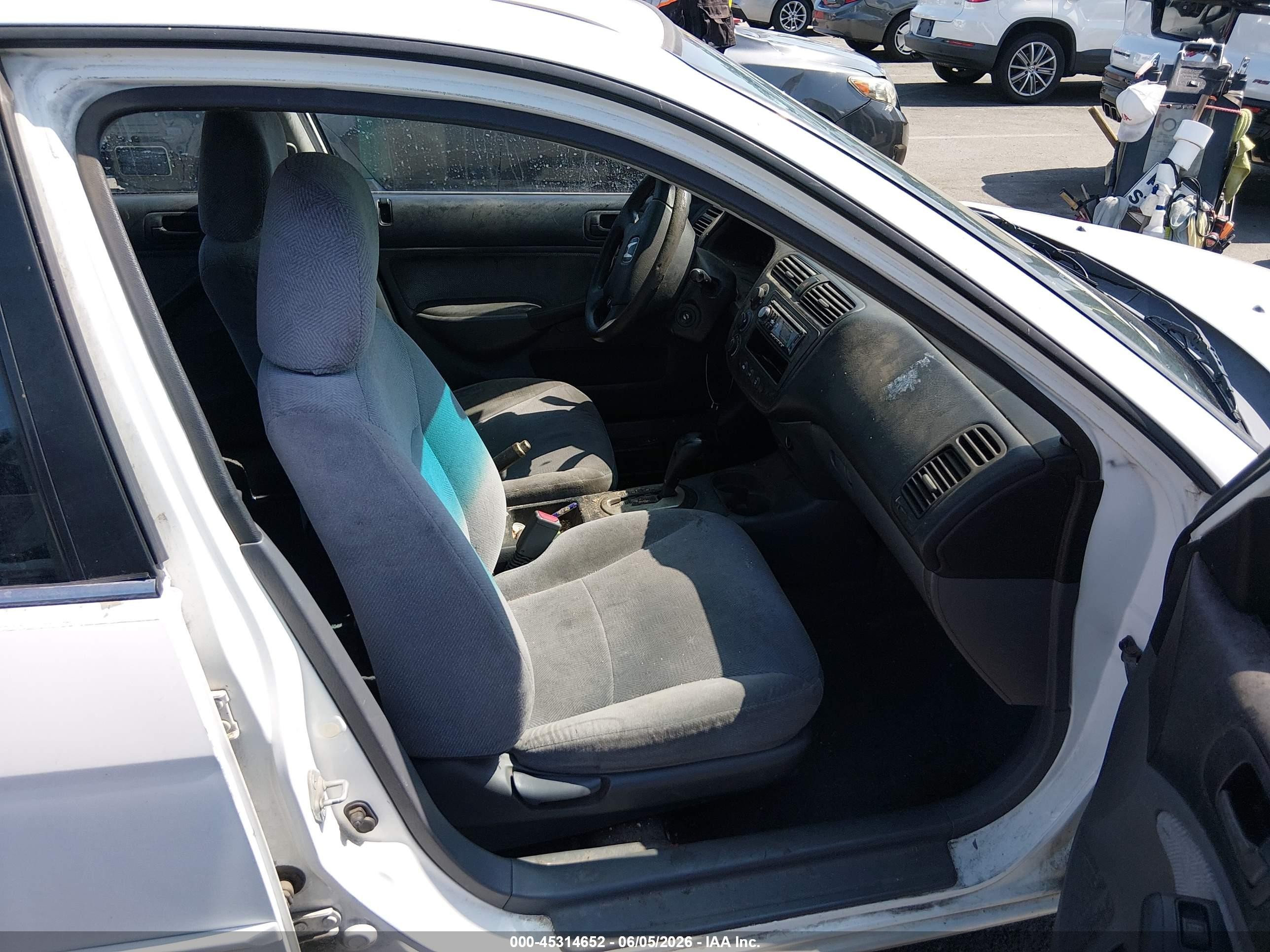 2001 Honda Civic VIN 2HGES16541H545609 IAAI salvage auction — Normal Wear, Clear - Dealer Only (California), sold $225 on 2026-07-09 (photo 5)