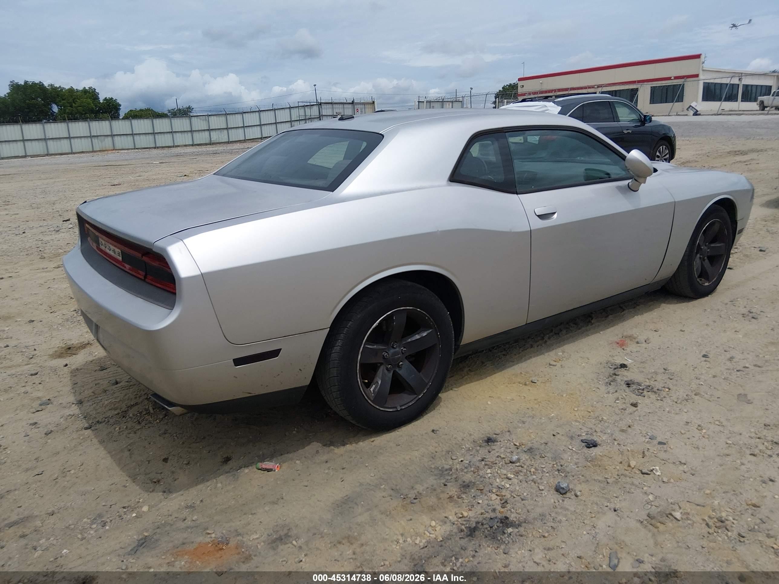 2012 Dodge Challenger VIN 2C3CDYAG3CH101274 IAAI salvage auction — Front End, Salvage (Georgia), sold $1,500 on 2026-07-11 (photo 4)