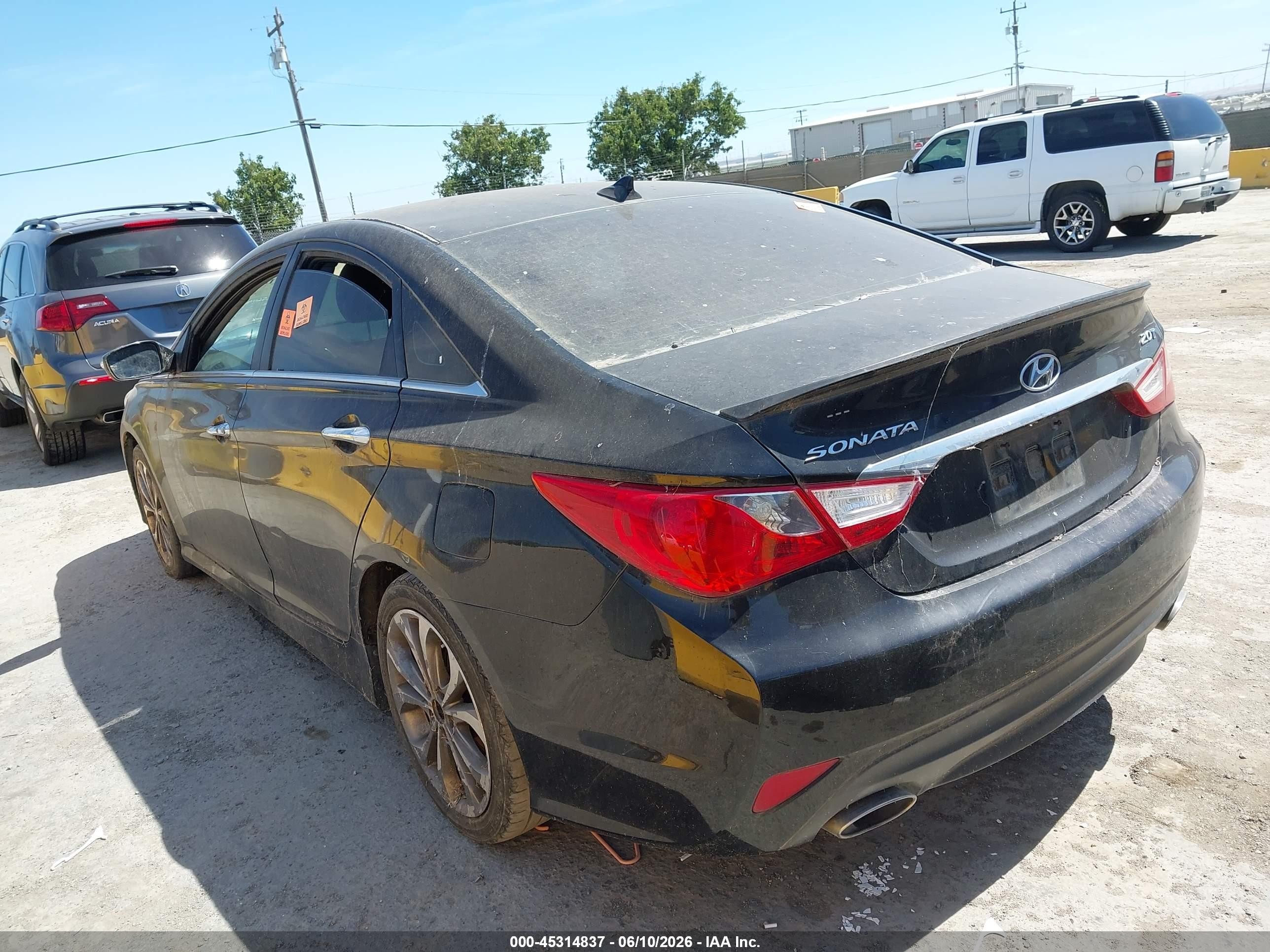 2014 Hyundai Sonata VIN 5NPEC4AB1EH884819 IAAI salvage auction — Normal Wear, Clear - Dealer Only (California), sold $325 on 2026-07-02 (photo 3)