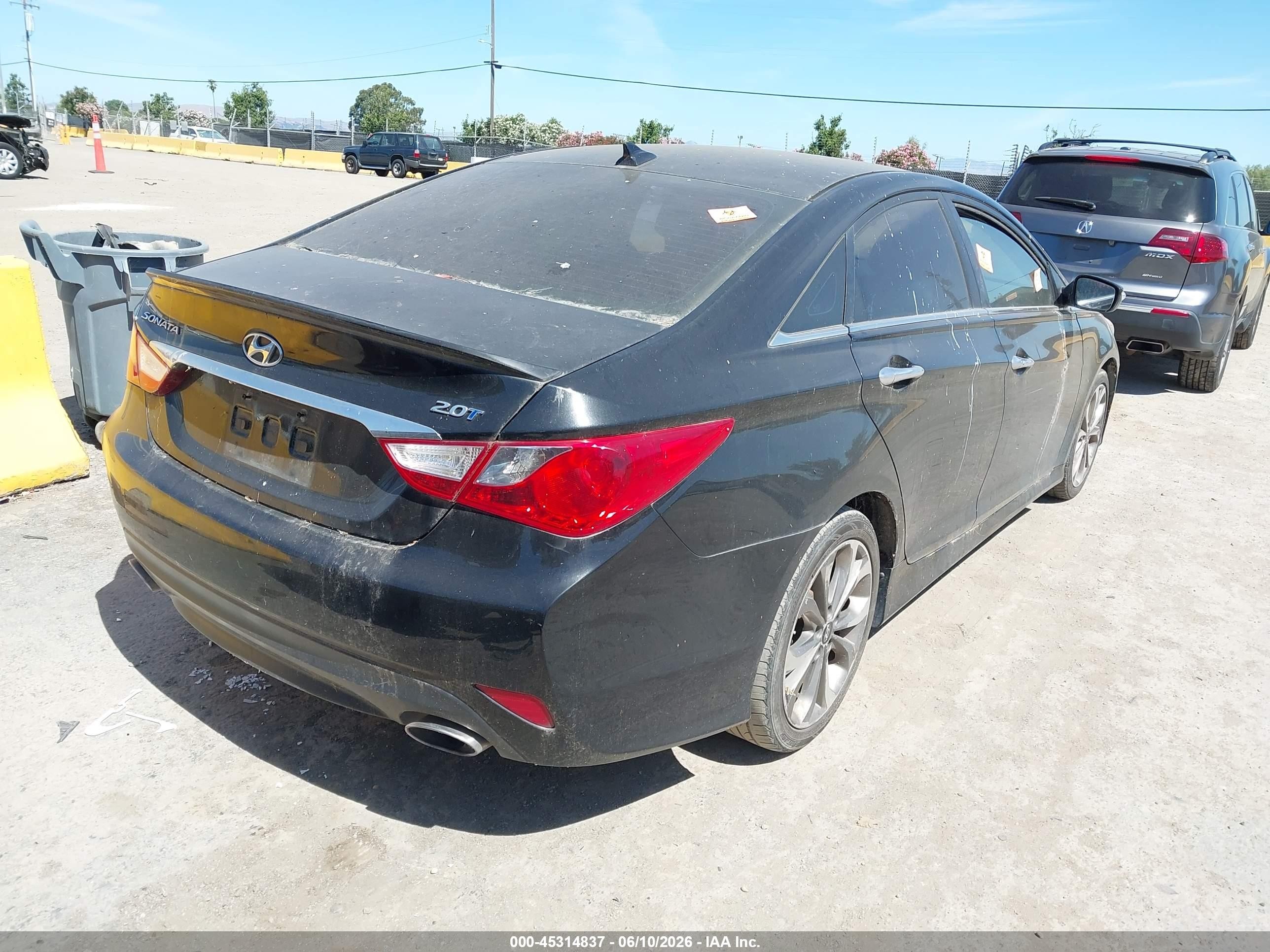2014 Hyundai Sonata VIN 5NPEC4AB1EH884819 IAAI salvage auction — Normal Wear, Clear - Dealer Only (California), sold $325 on 2026-07-02 (photo 4)