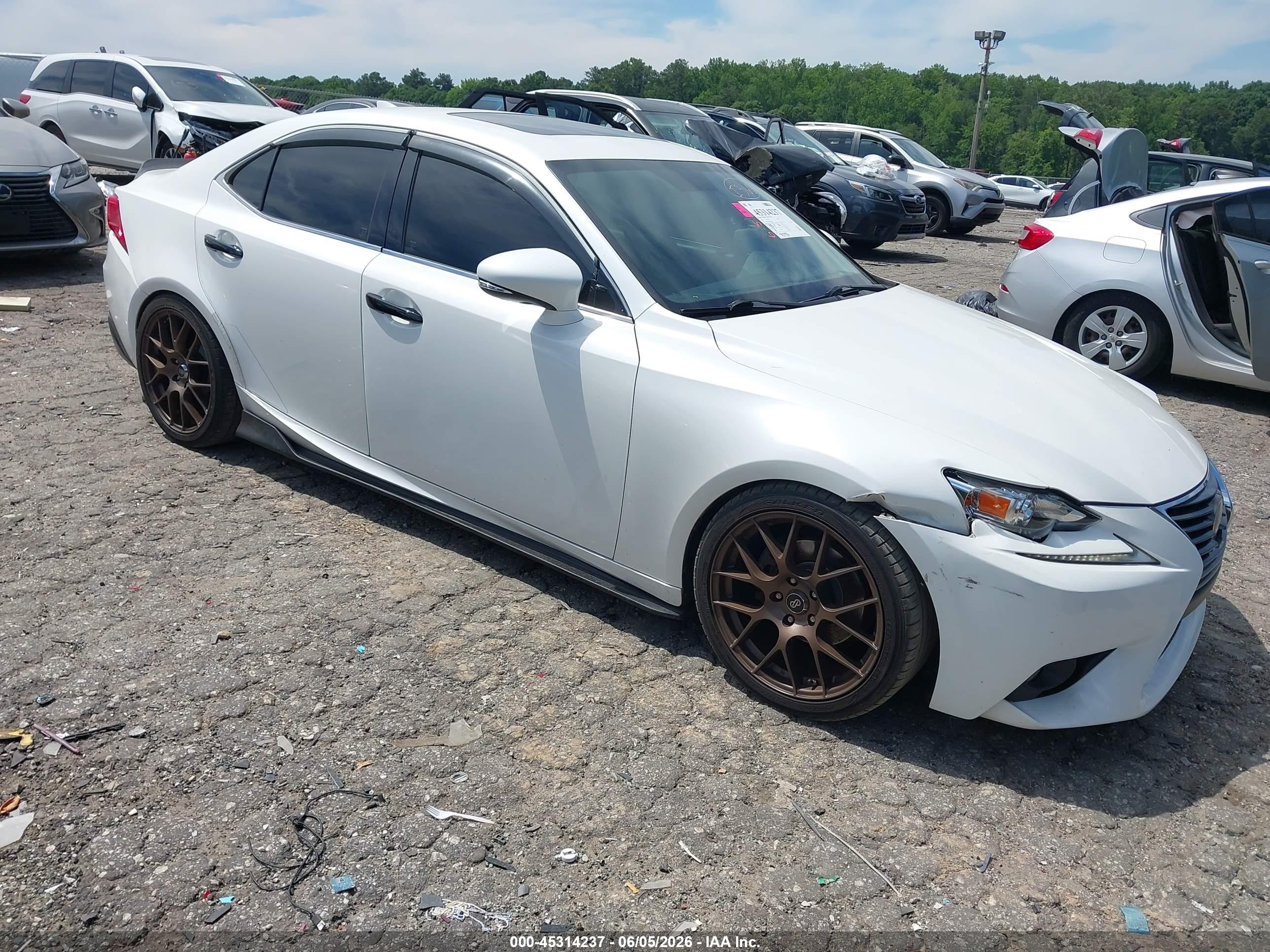 2014 Lexus IS 250 VIN JTHBF1D23E5040316 — IAAI salvage auction photo