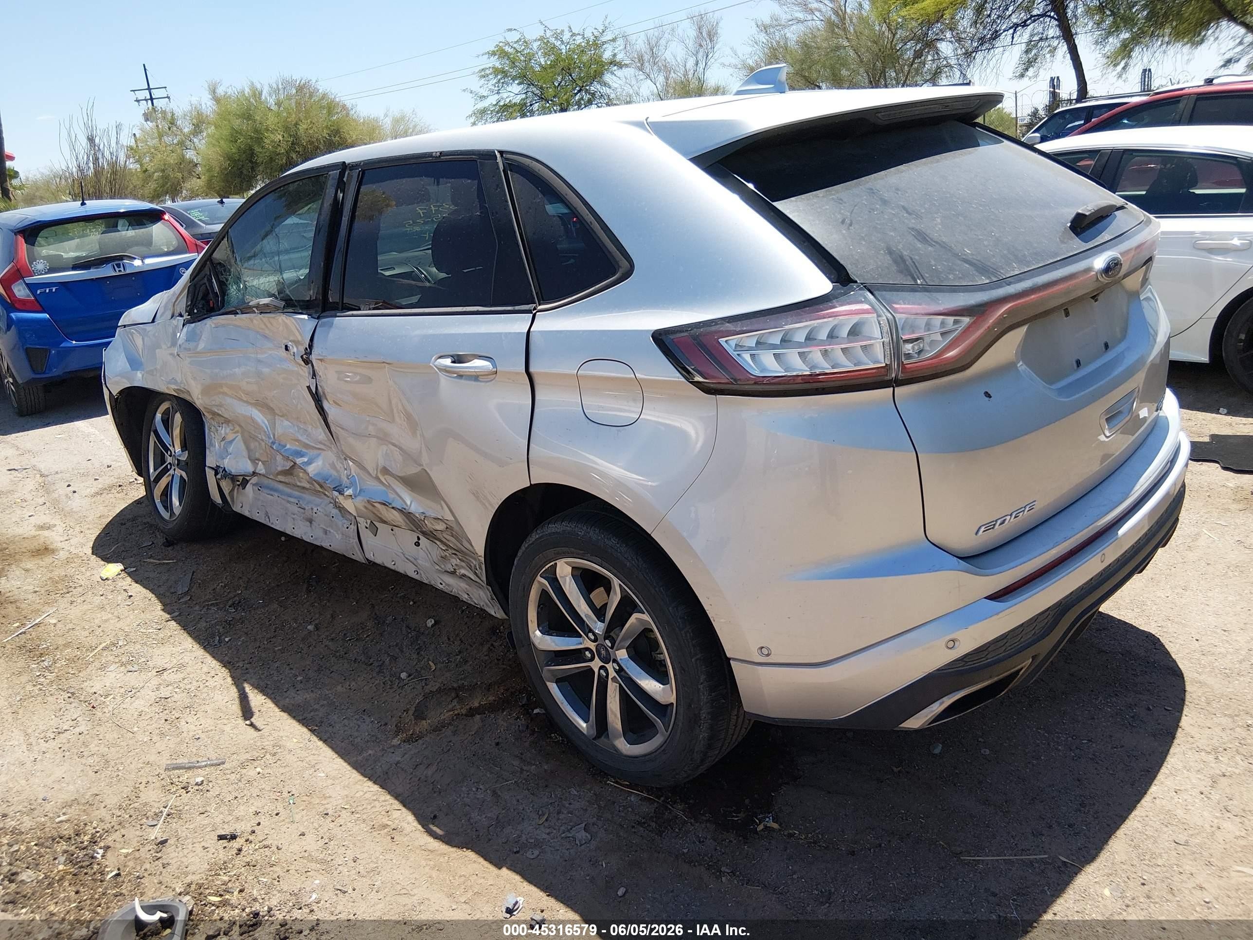 2016 Ford Edge VIN 2FMPK4AP5GBB32915 IAAI salvage auction — Side, Salvage (Arizona), sold $1,200 on 2026-07-09 (photo 3)