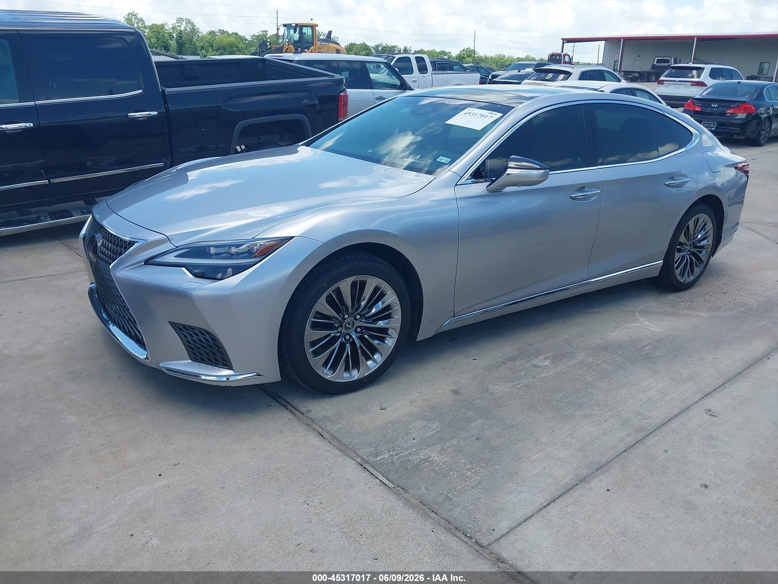 2023 Lexus Ls VIN JTHD51FF9P5018934 IAAI salvage auction — Water/Flood, Salvage (Texas), sold $26,750 on 2026-08-03 (photo 2)