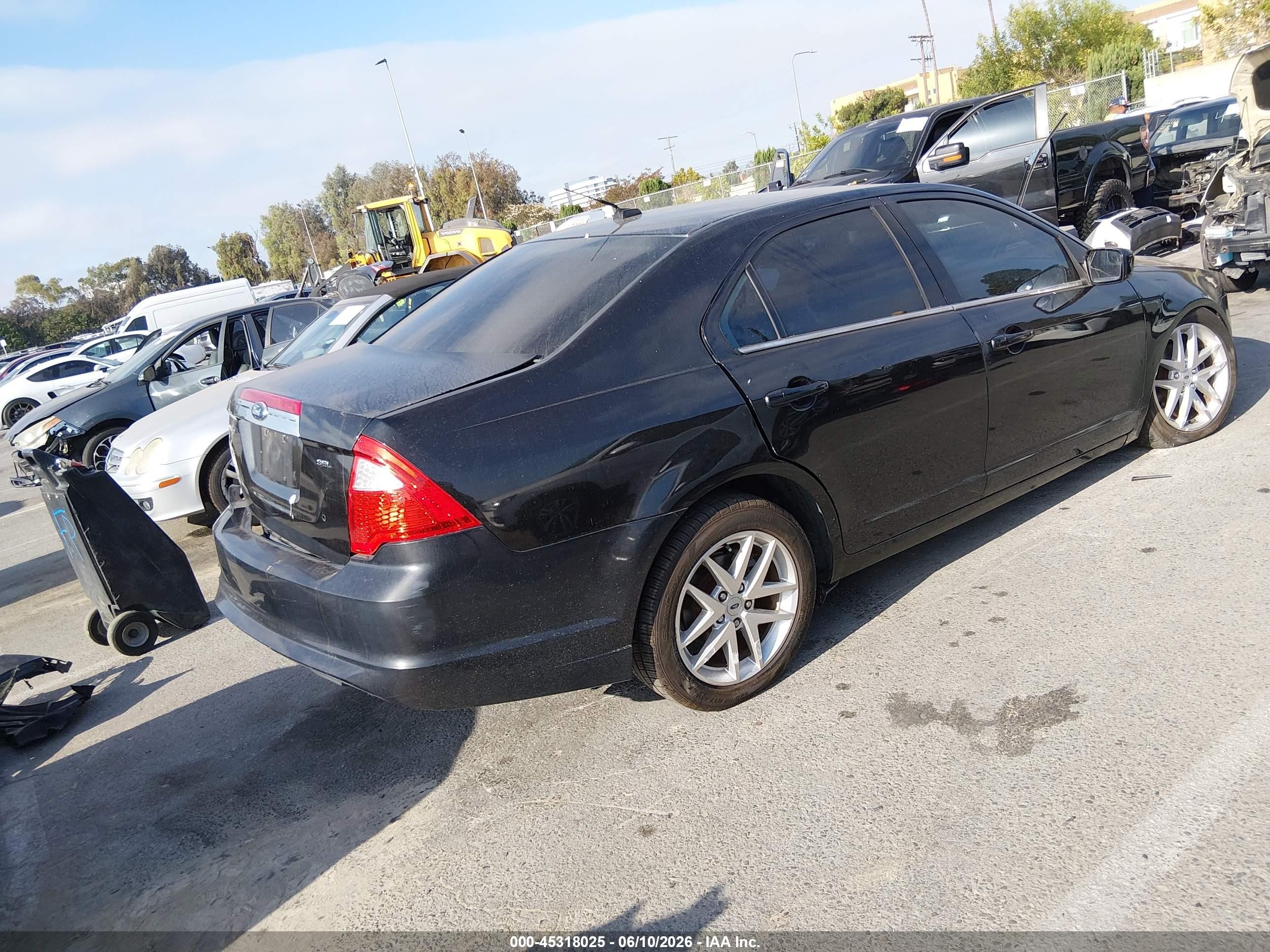2012 Ford Fusion VIN 3FAHP0JA8CR322823 IAAI salvage auction — Rear End, Salvage (California), sold $225 on 2026-07-02 (photo 4)