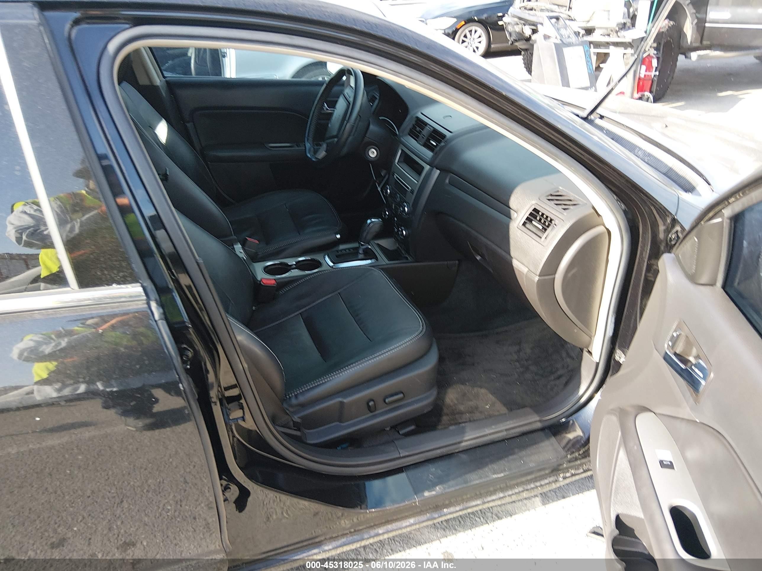 2012 Ford Fusion VIN 3FAHP0JA8CR322823 IAAI salvage auction — Rear End, Salvage (California), sold $225 on 2026-07-02 (photo 5)