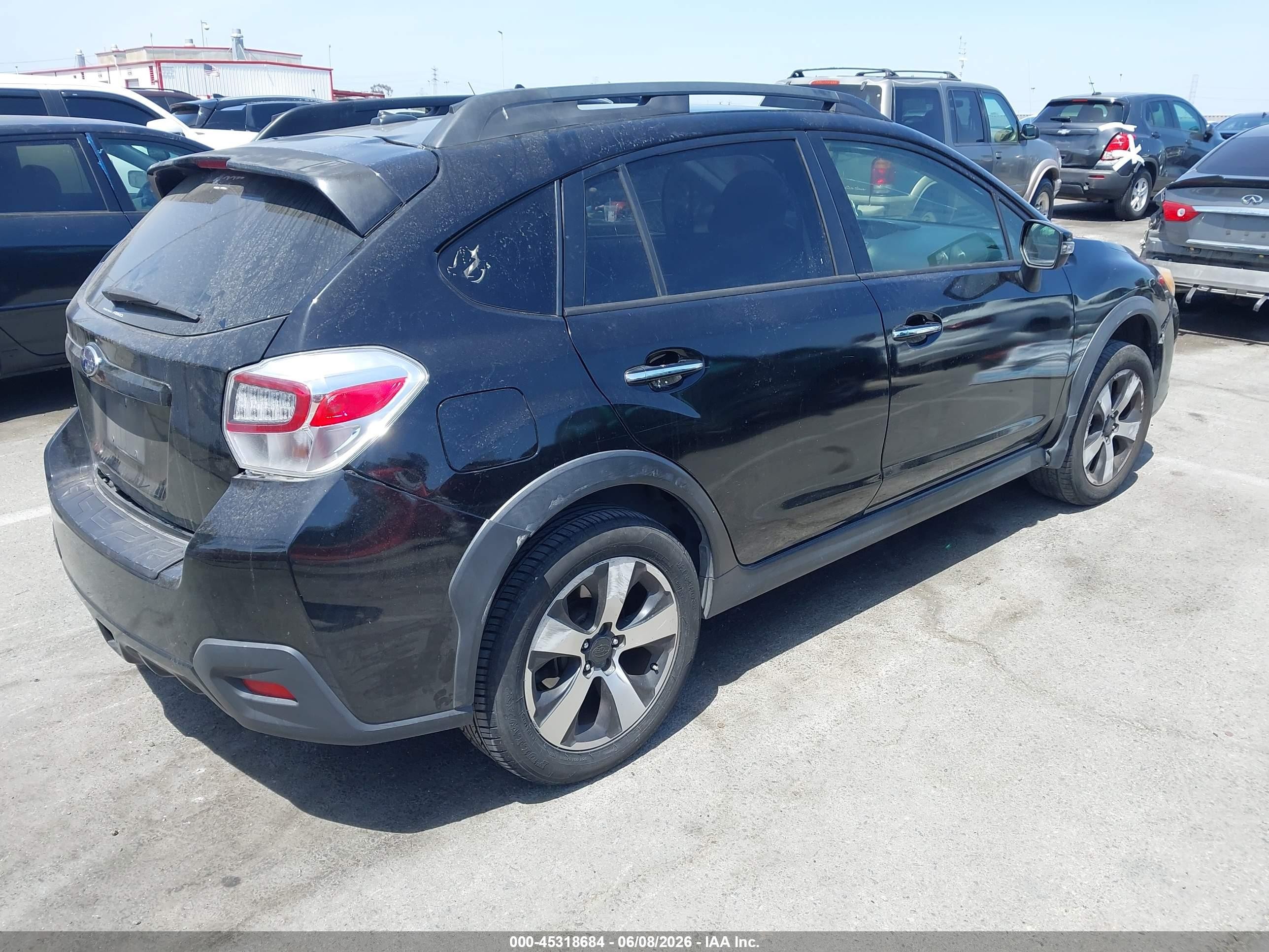 2015 Subaru XV Crosstrek VIN JF2GPBPC6FH241532 IAAI salvage auction — Side, Salvage (California), sold $1,625 on 2026-07-02 (photo 4)