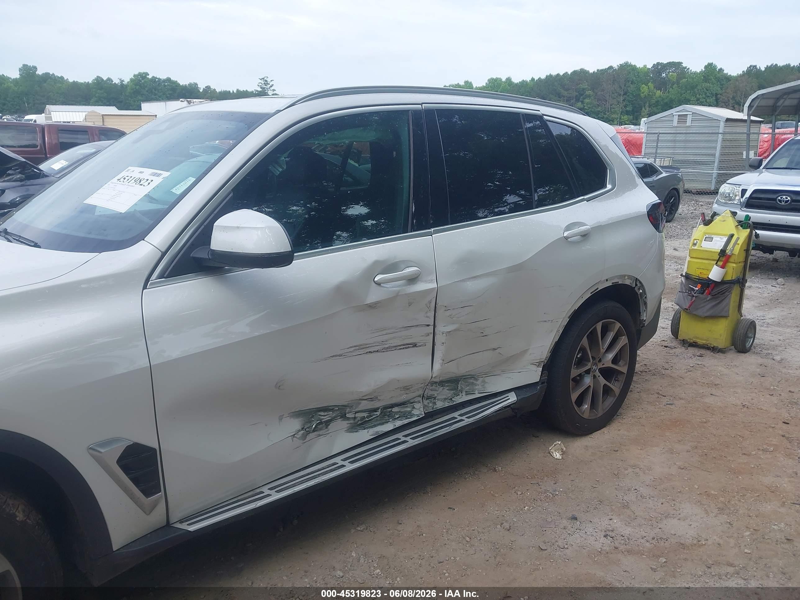 2024 BMW X5 VIN 5UX13EU01R9V58062 IAAI salvage auction — Side, Salvage (Georgia), sold $27,750 on 2026-07-09 (photo 6)