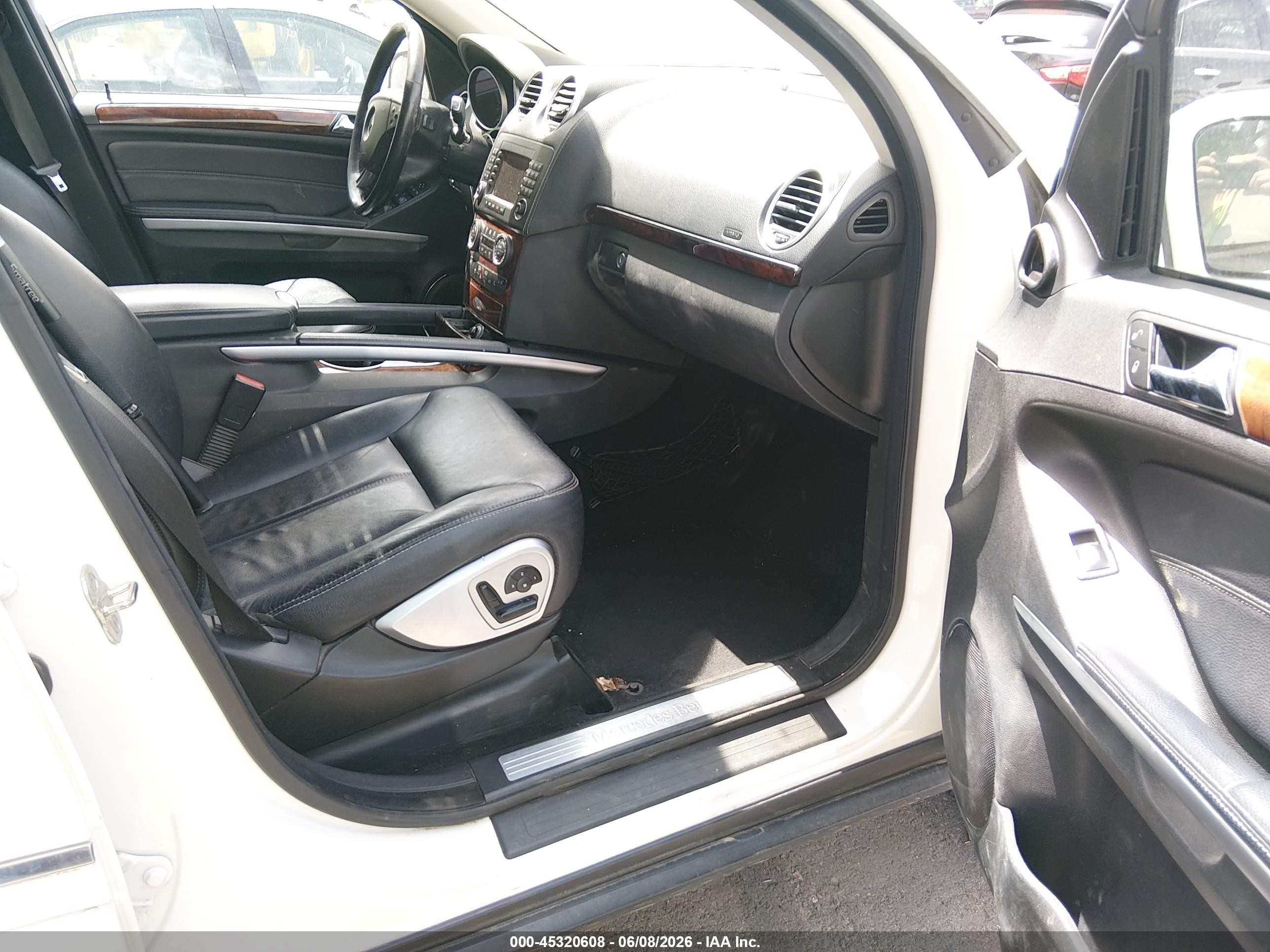 2007 Mercedes-Benz GL-Class VIN 4JGBF22E87A281749 IAAI salvage auction — Side, Salvage (Utah), sold $325 on 2026-07-02 (photo 5)