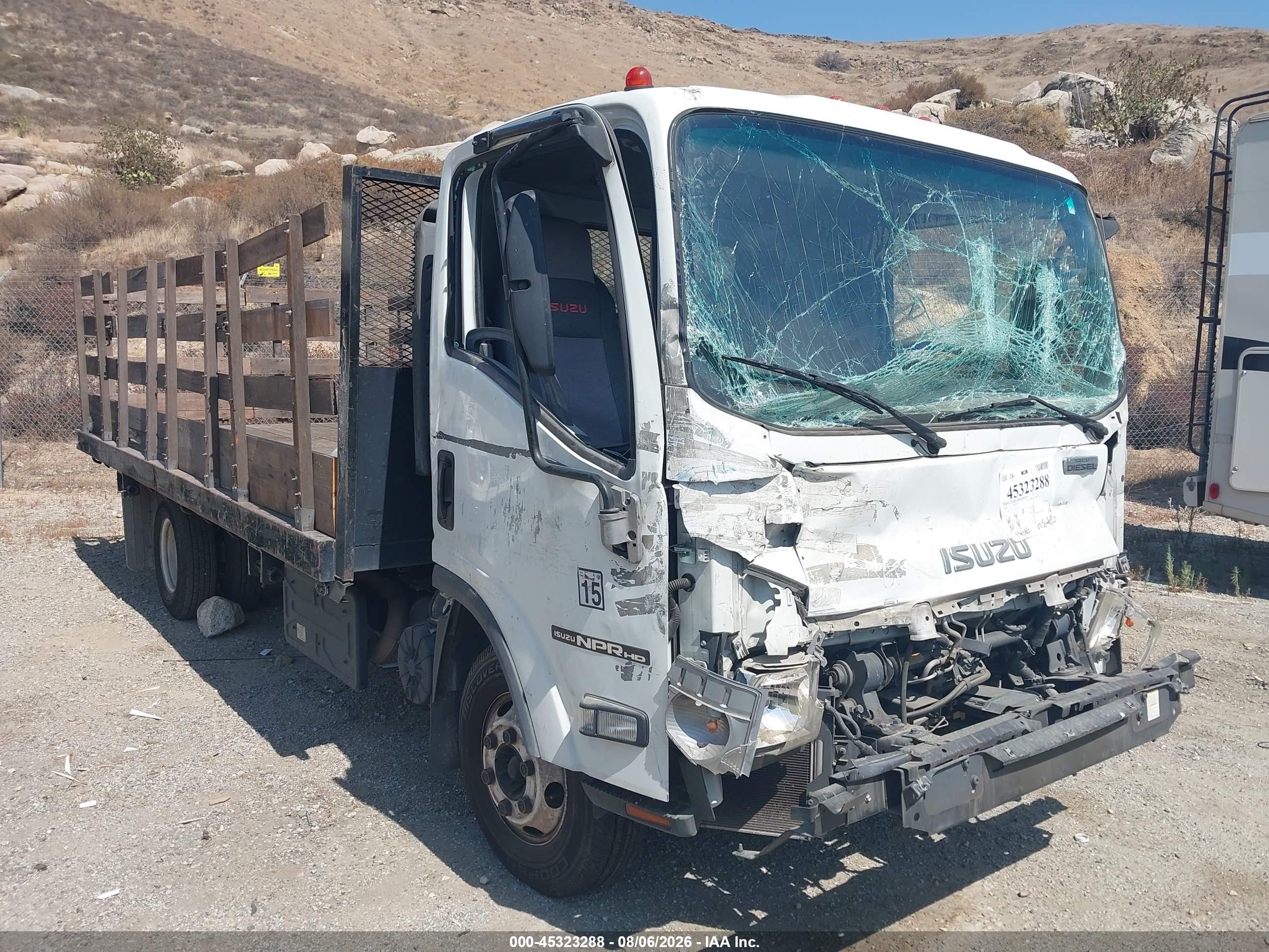2016 Isuzu Npr VIN JALC4W168G7002294 IAAI salvage auction — Front End, Salvage (California), sold $3,100 on 2026-09-08 (photo 1)