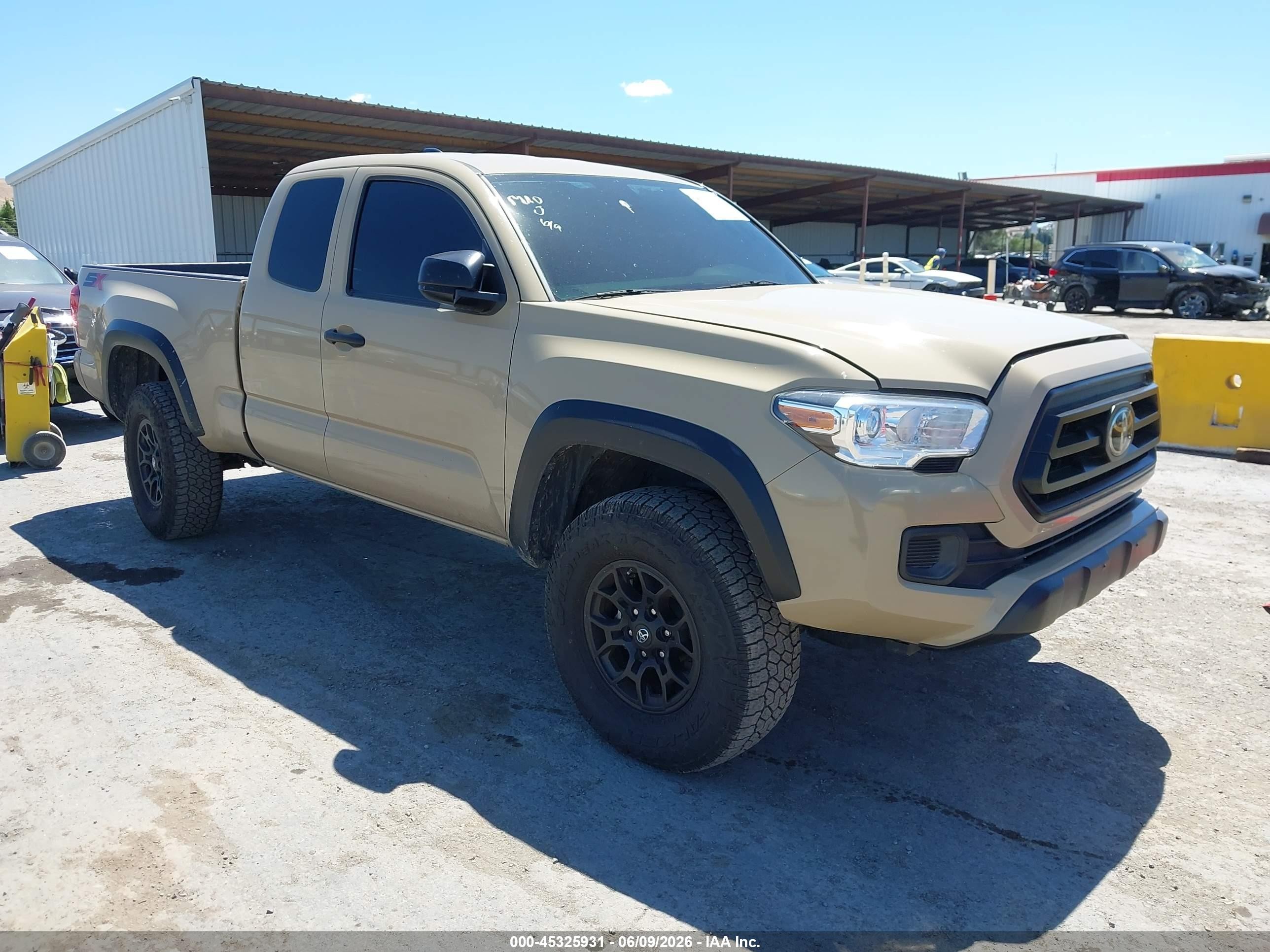 2020 Toyota Tacoma VIN 5TFRZ5CN3LX090175 IAAI salvage auction — Rear End, Salvage (California), sold $8,100 on 2026-07-05 (photo 1)