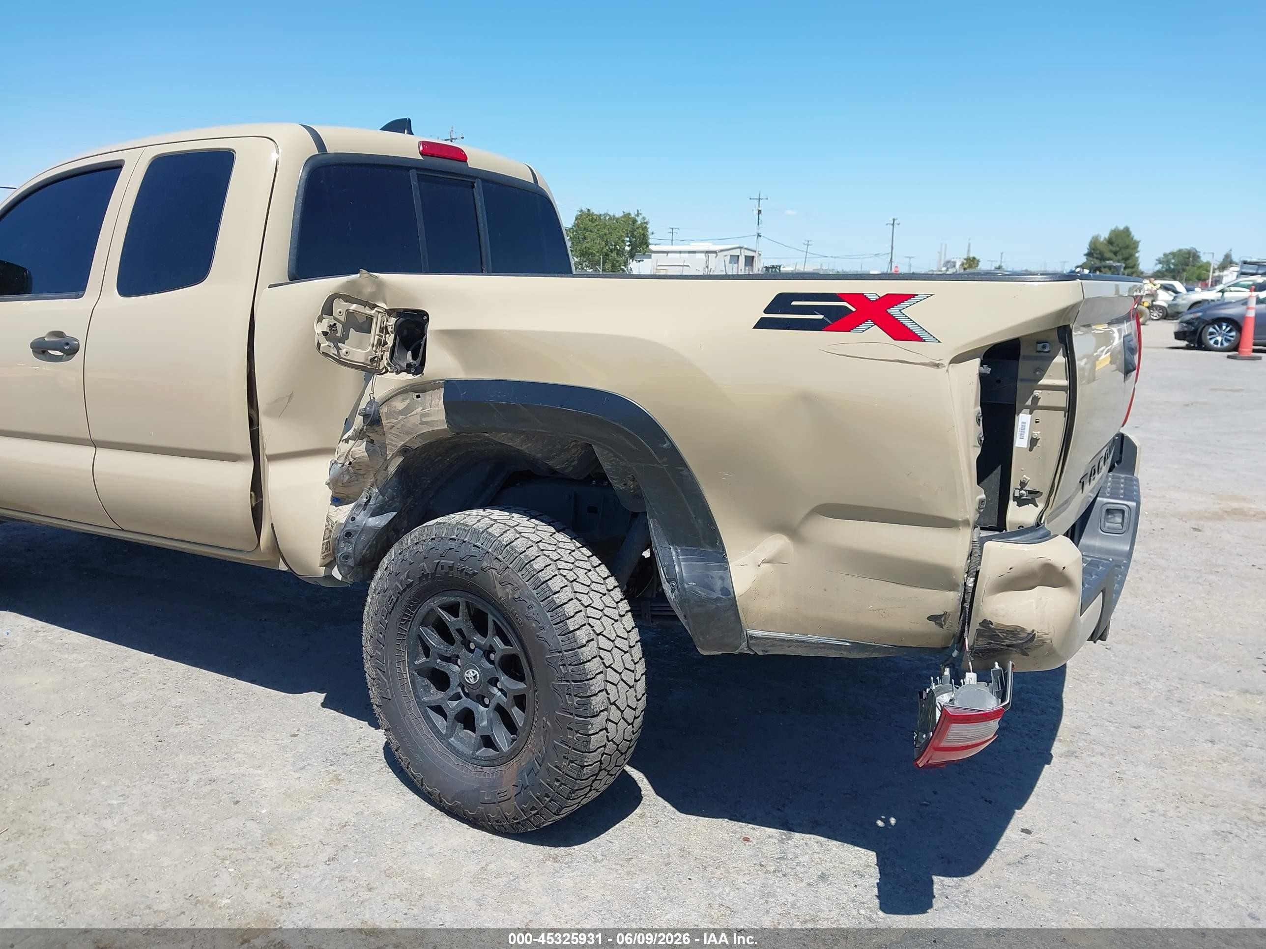 2020 Toyota Tacoma VIN 5TFRZ5CN3LX090175 IAAI salvage auction — Rear End, Salvage (California), sold $8,100 on 2026-07-05 (photo 6)