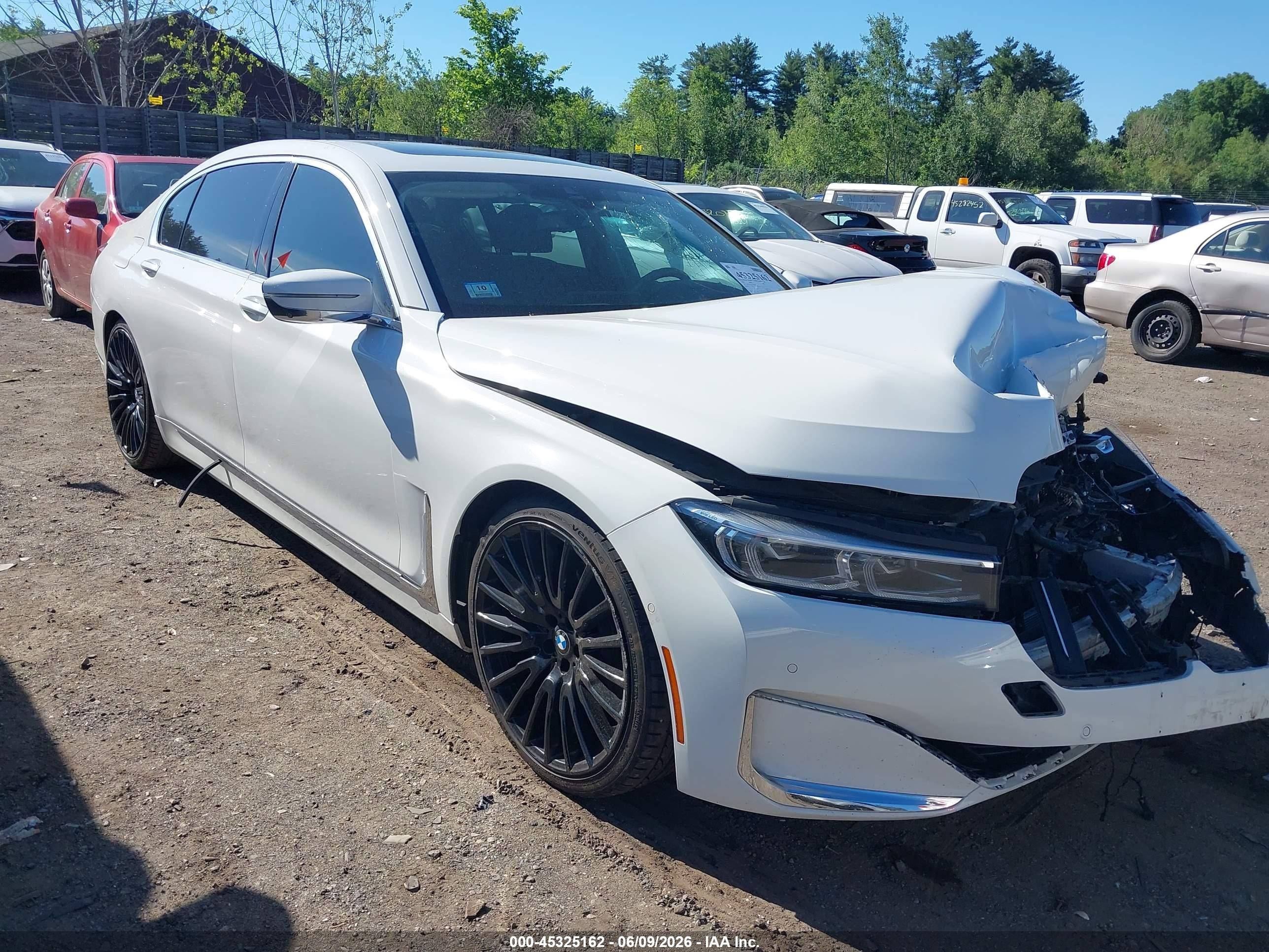 2020 BMW 7er VIN WBA7T2C04LCE26578 IAAI salvage auction — Front End, Salvage (Massachusetts), sold $5,200 on 2026-10-06 (photo 1)