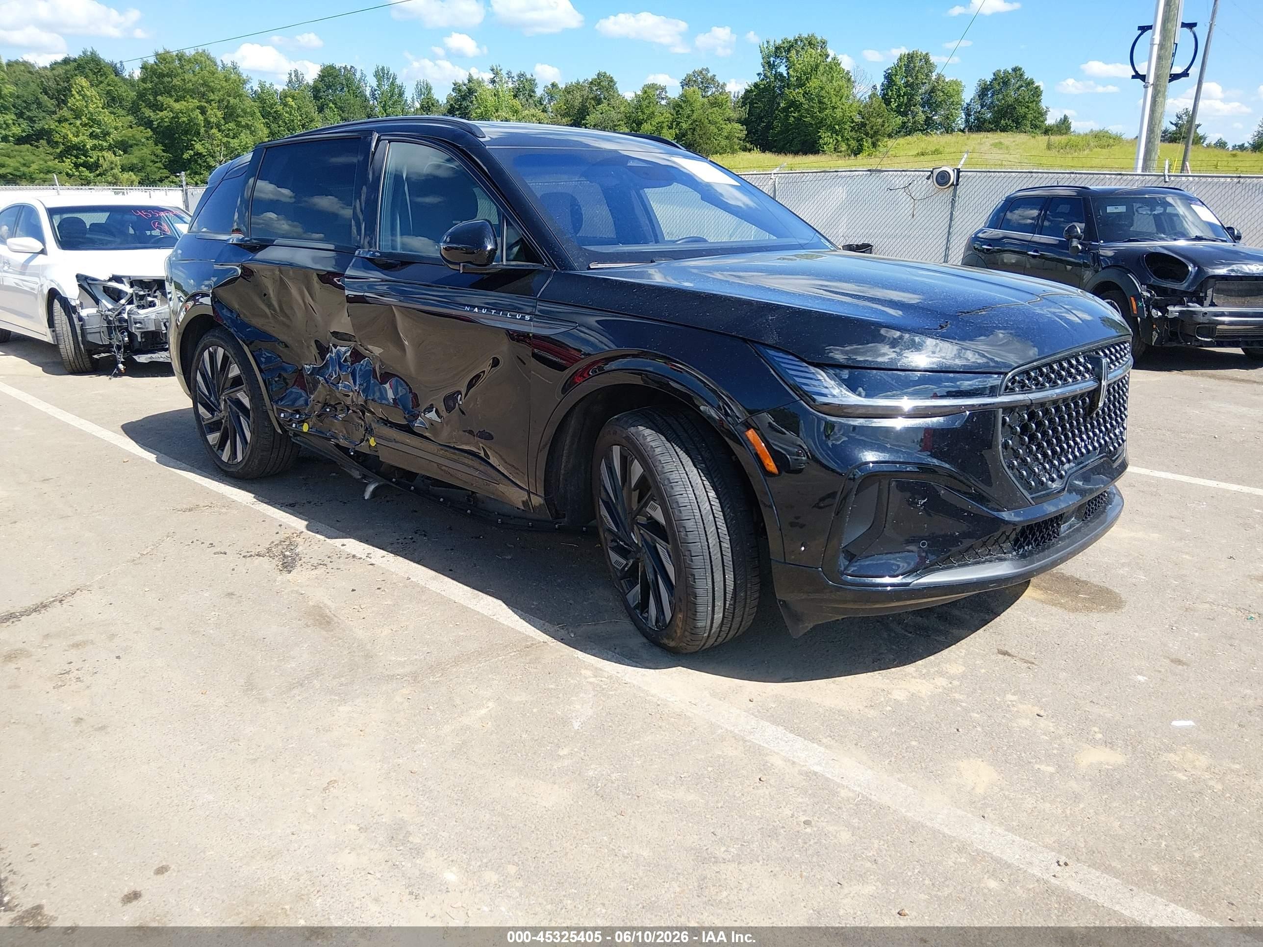 2024 Lincoln Nautilus VIN 5LMPJ8K46RJ856543 — IAAI salvage auction photo