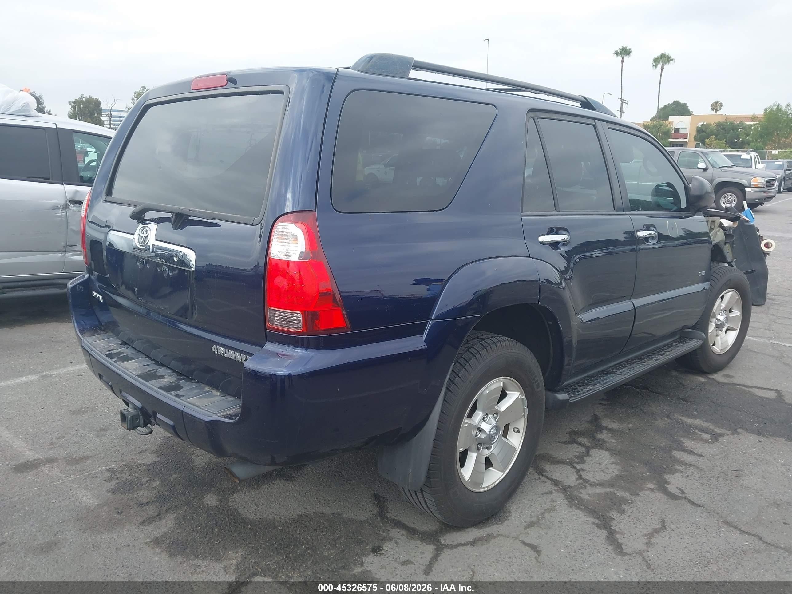 2007 Toyota 4Runner VIN JTEZU14R278076238 IAAI salvage auction — Front End, Salvage (California), sold $4,125 on 2026-07-06 (photo 4)