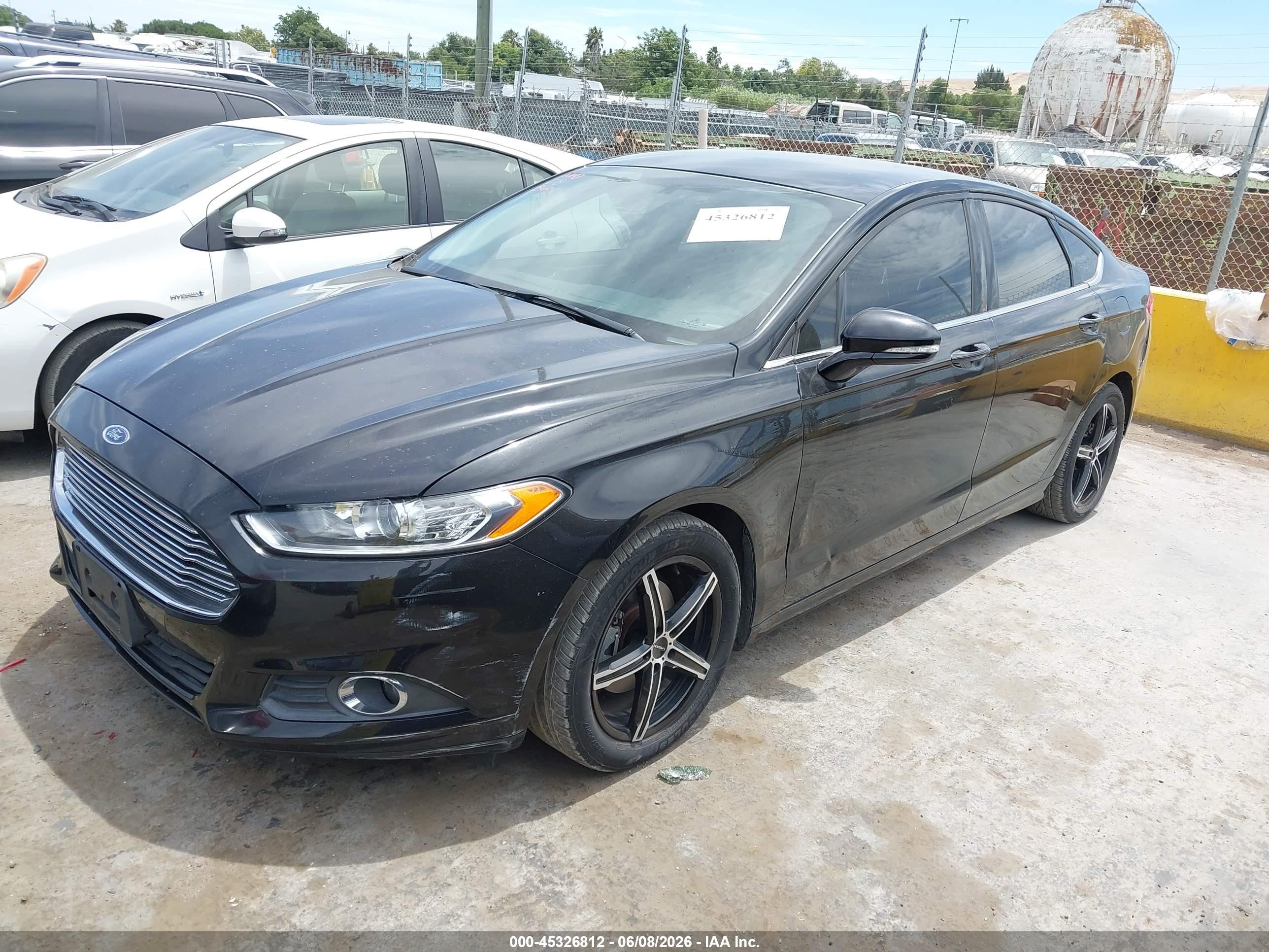 2016 Ford Fusion VIN 3FA6P0LU4GR176781 IAAI salvage auction — Normal Wear, Clear - Dealer Only (California), sold $225 on 2026-07-02 (photo 2)