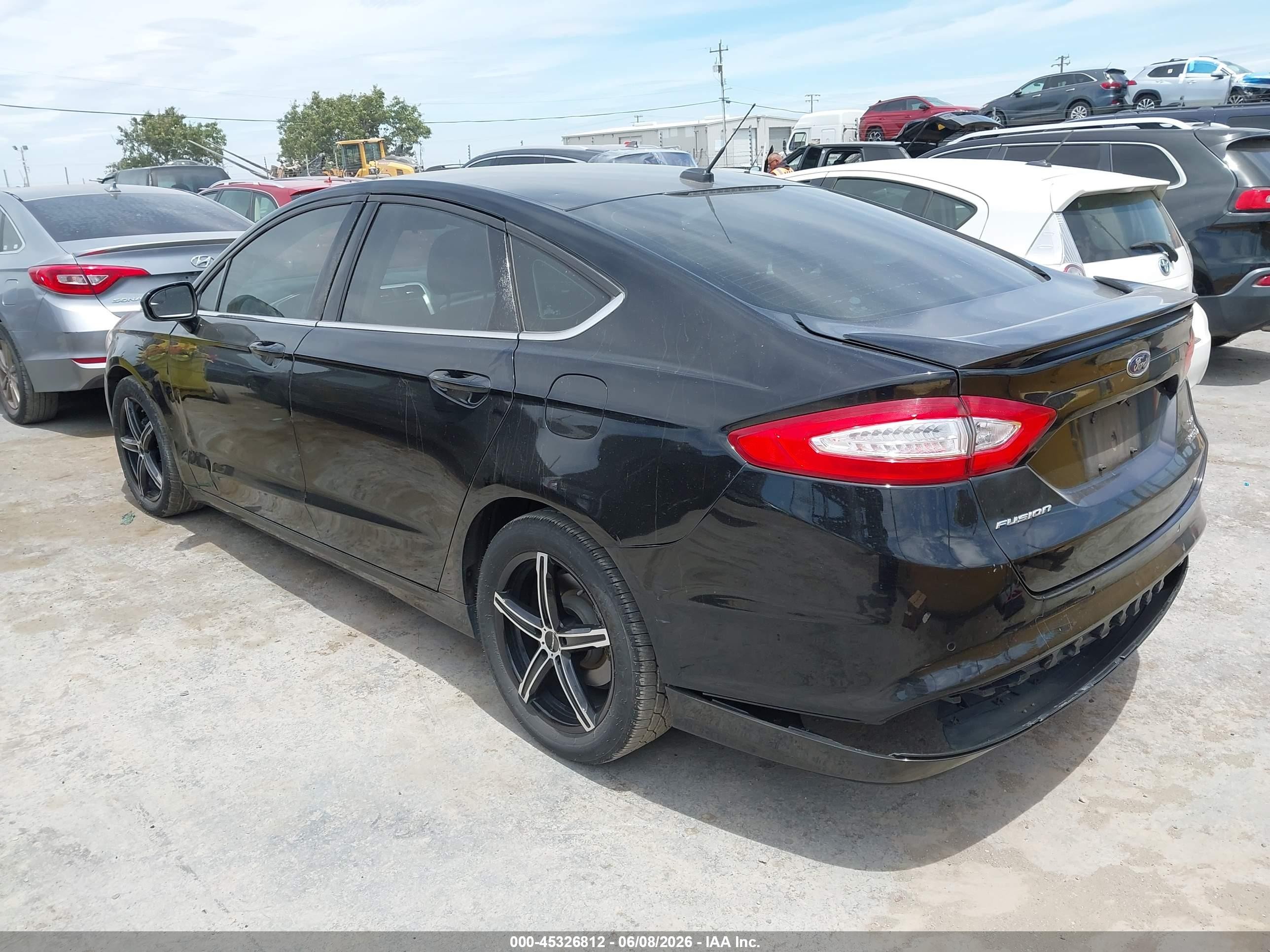 2016 Ford Fusion VIN 3FA6P0LU4GR176781 IAAI salvage auction — Normal Wear, Clear - Dealer Only (California), sold $225 on 2026-07-02 (photo 3)