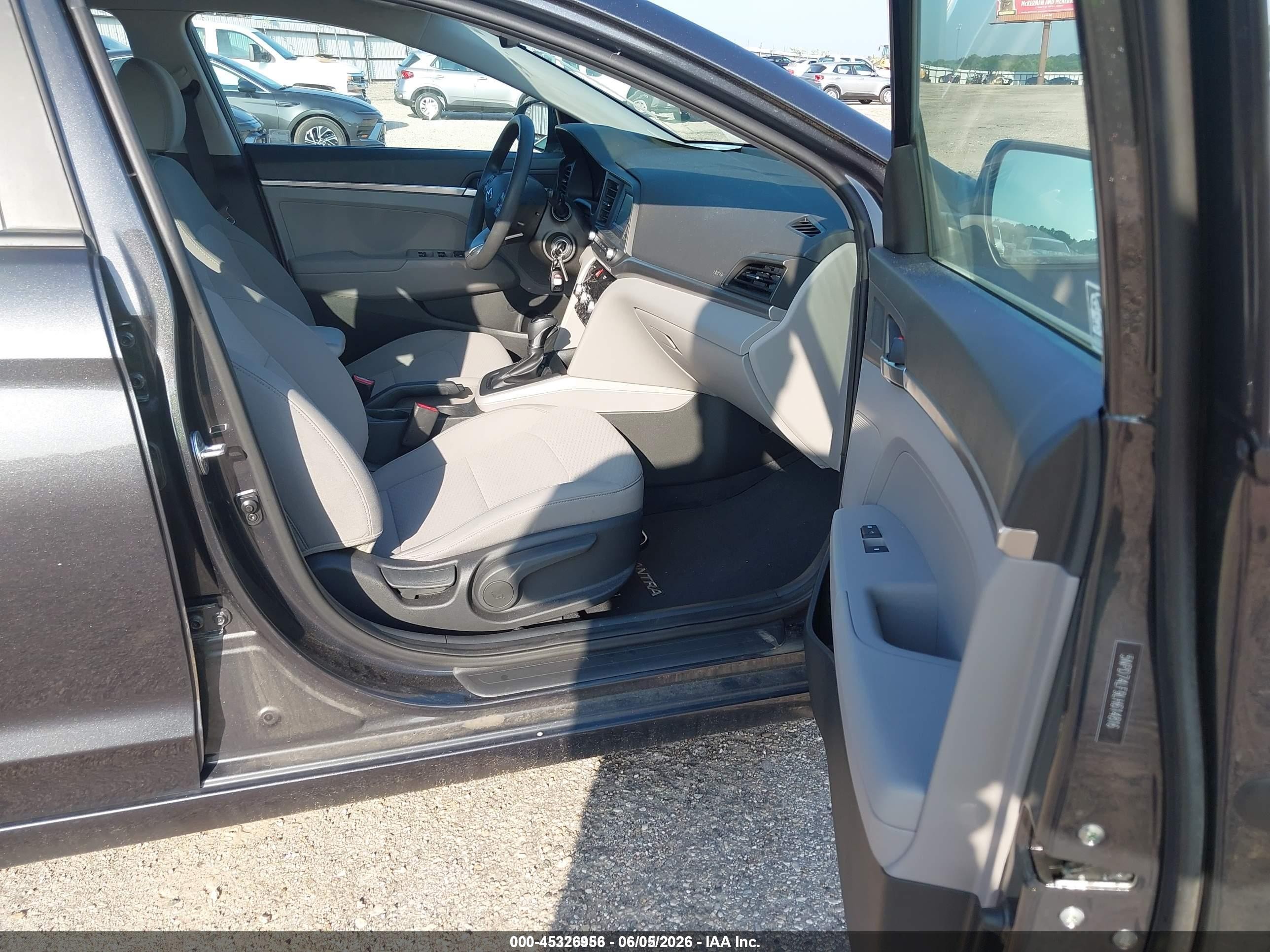 2020 Hyundai Elantra VIN 5NPD74LF9LH614816 IAAI salvage auction — Normal Wear, SF97 (Louisiana), sold $12,625 on 2026-07-09 (photo 5)