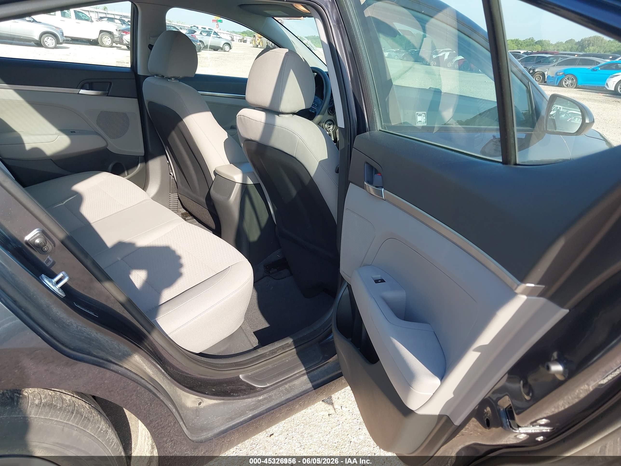 2020 Hyundai Elantra VIN 5NPD74LF9LH614816 IAAI salvage auction — Normal Wear, SF97 (Louisiana), sold $12,625 on 2026-07-09 (photo 8)
