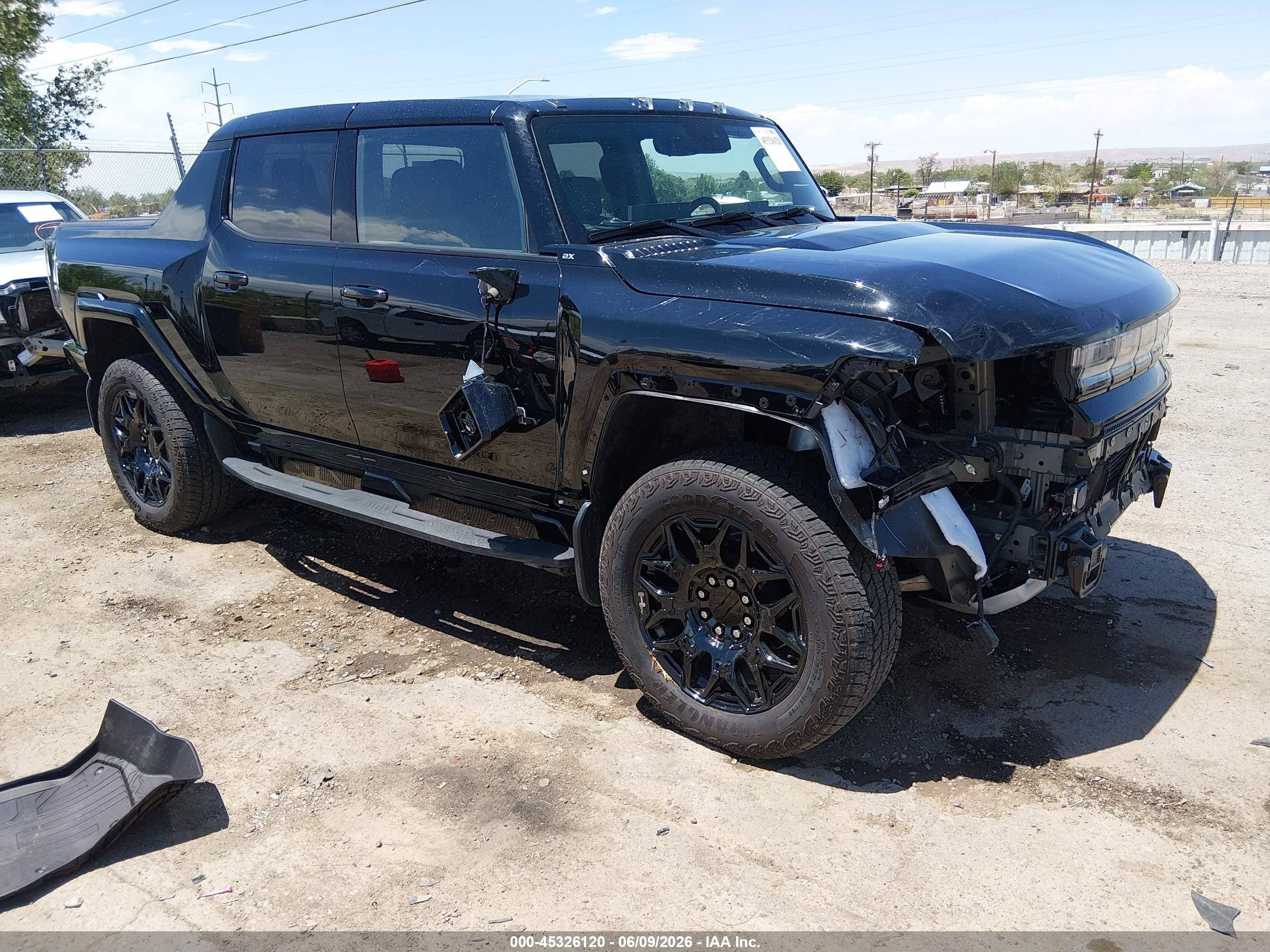 2025 GMC Hummer EV VIN 1GT40BDD3SU117027 — IAAI salvage auction photo