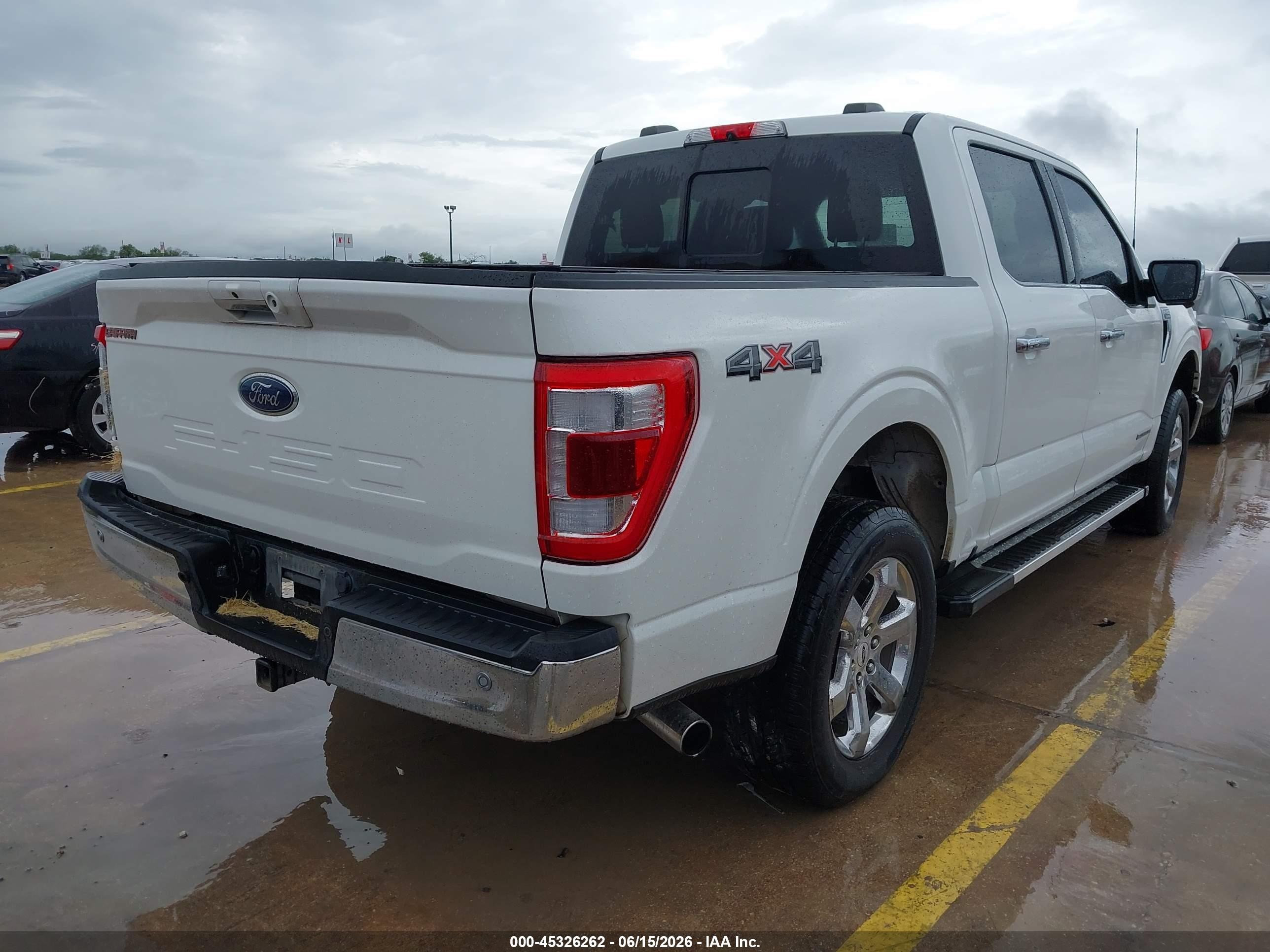 2022 Ford F-150 VIN 1FTFW1ED6NFB81250 IAAI salvage auction — Side, Original (Texas), sold $11,400 on 2026-09-04 (photo 4)