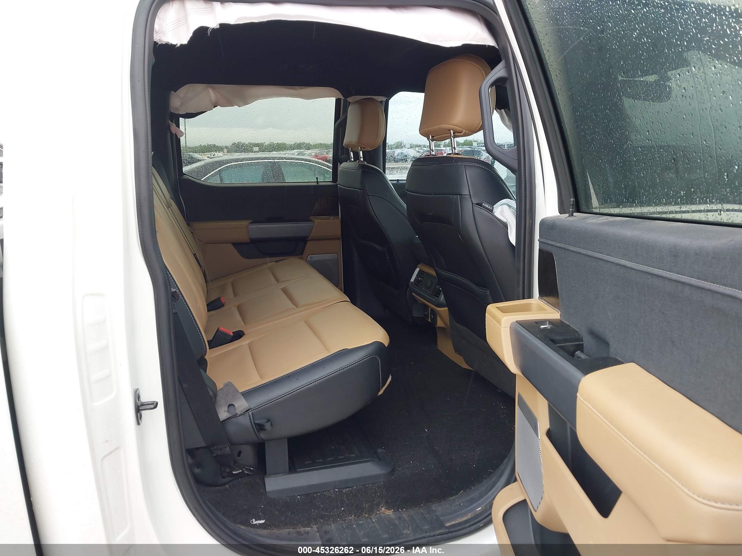 2022 Ford F-150 VIN 1FTFW1ED6NFB81250 IAAI salvage auction — Side, Original (Texas), sold $11,400 on 2026-09-04 (photo 8)